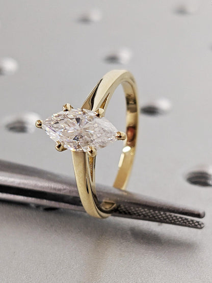 1.2 CT Round Solitaire Moissanite Engagement Ring