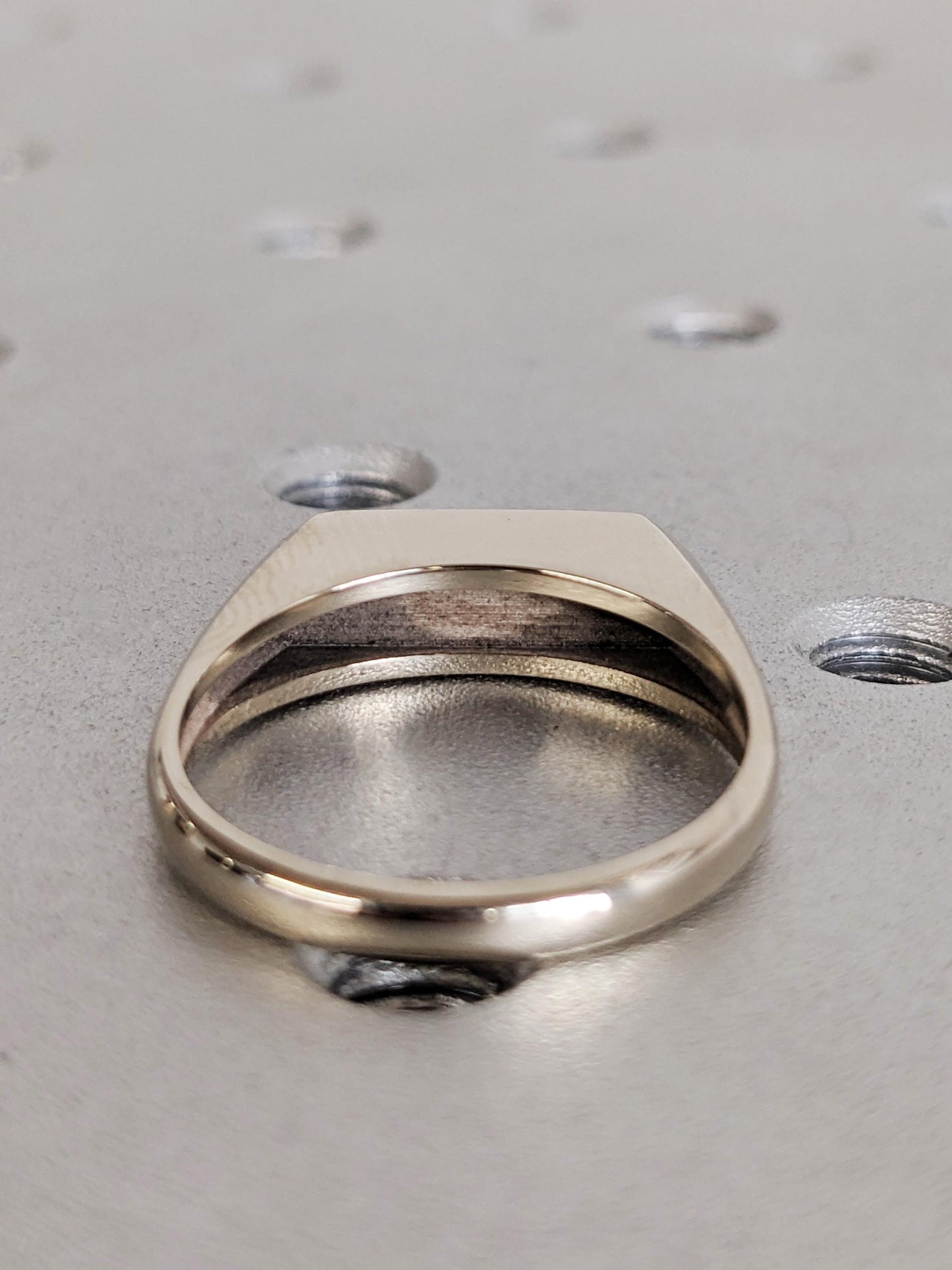 1.2 CT Round Solitaire Moissanite Engagement Ring