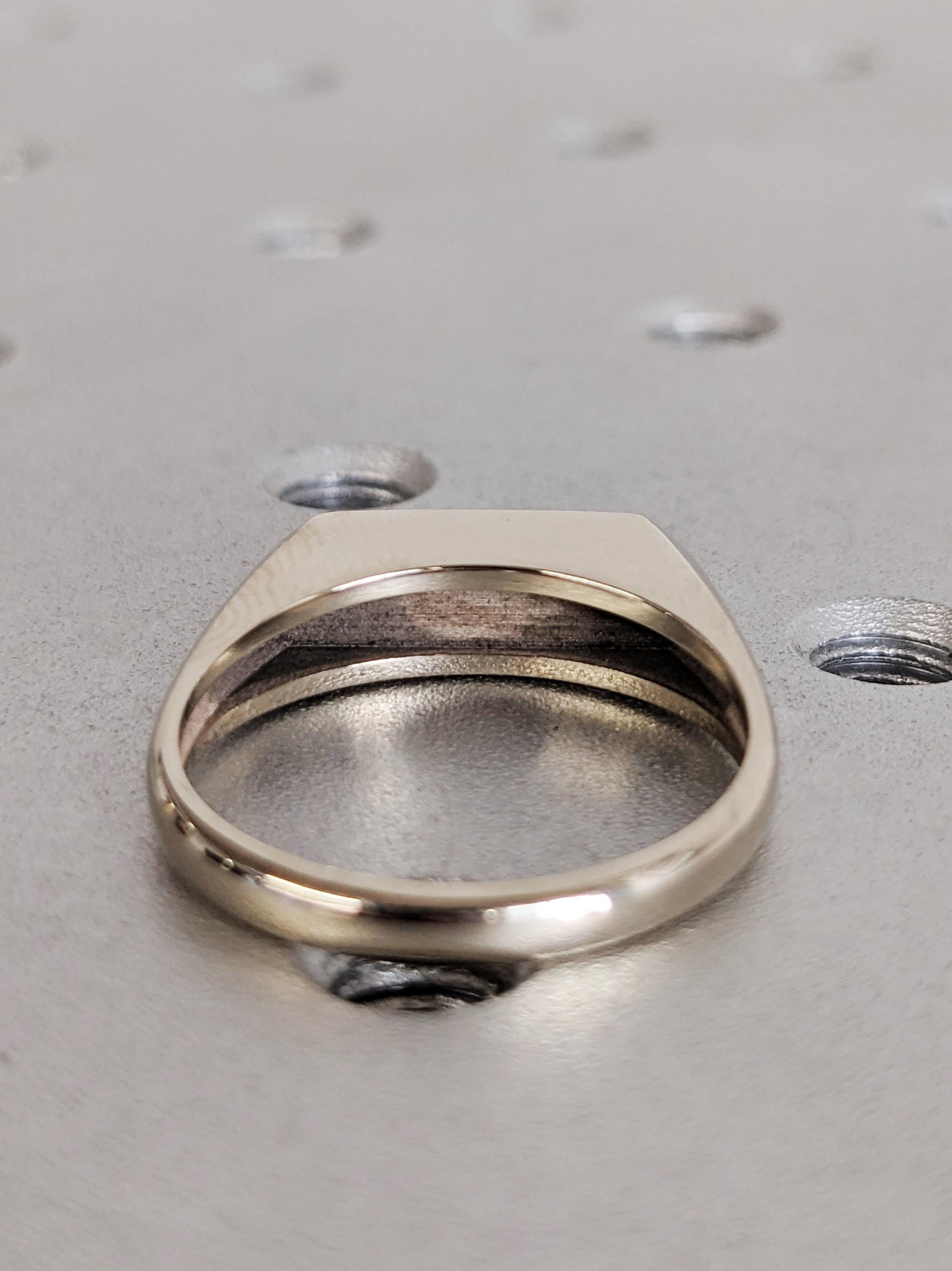 1.2 CT Round Solitaire Moissanite Engagement Ring