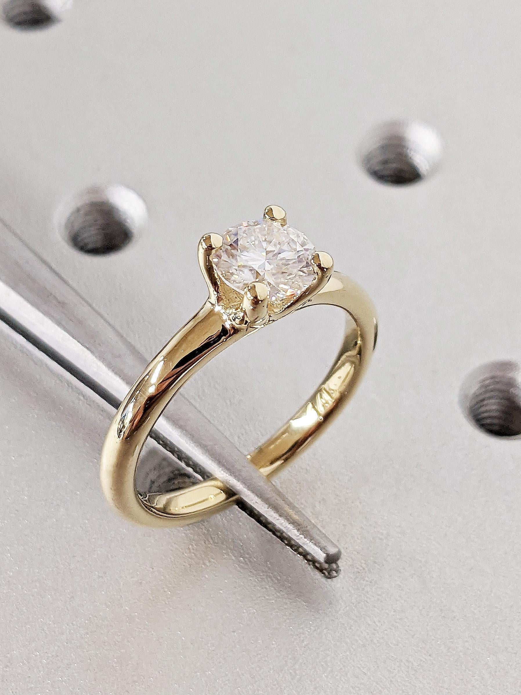 1.2 CT Round Solitaire Moissanite Engagement Ring