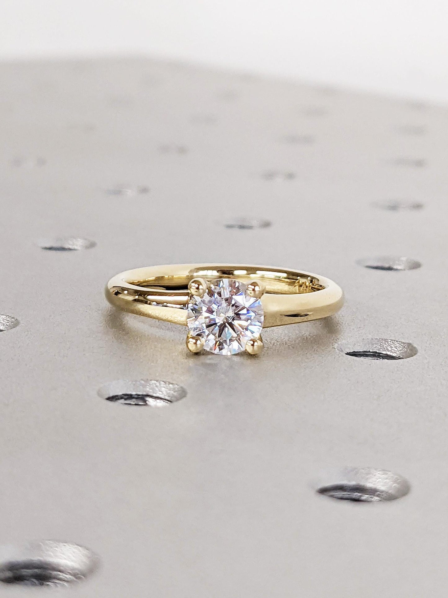 1.2 CT Round Solitaire Moissanite Engagement Ring