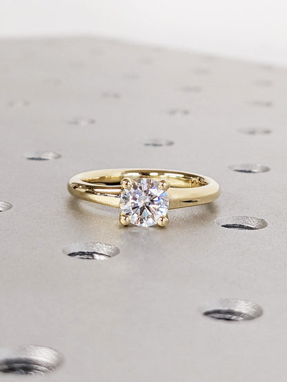 1.2 CT Round Solitaire Moissanite Engagement Ring