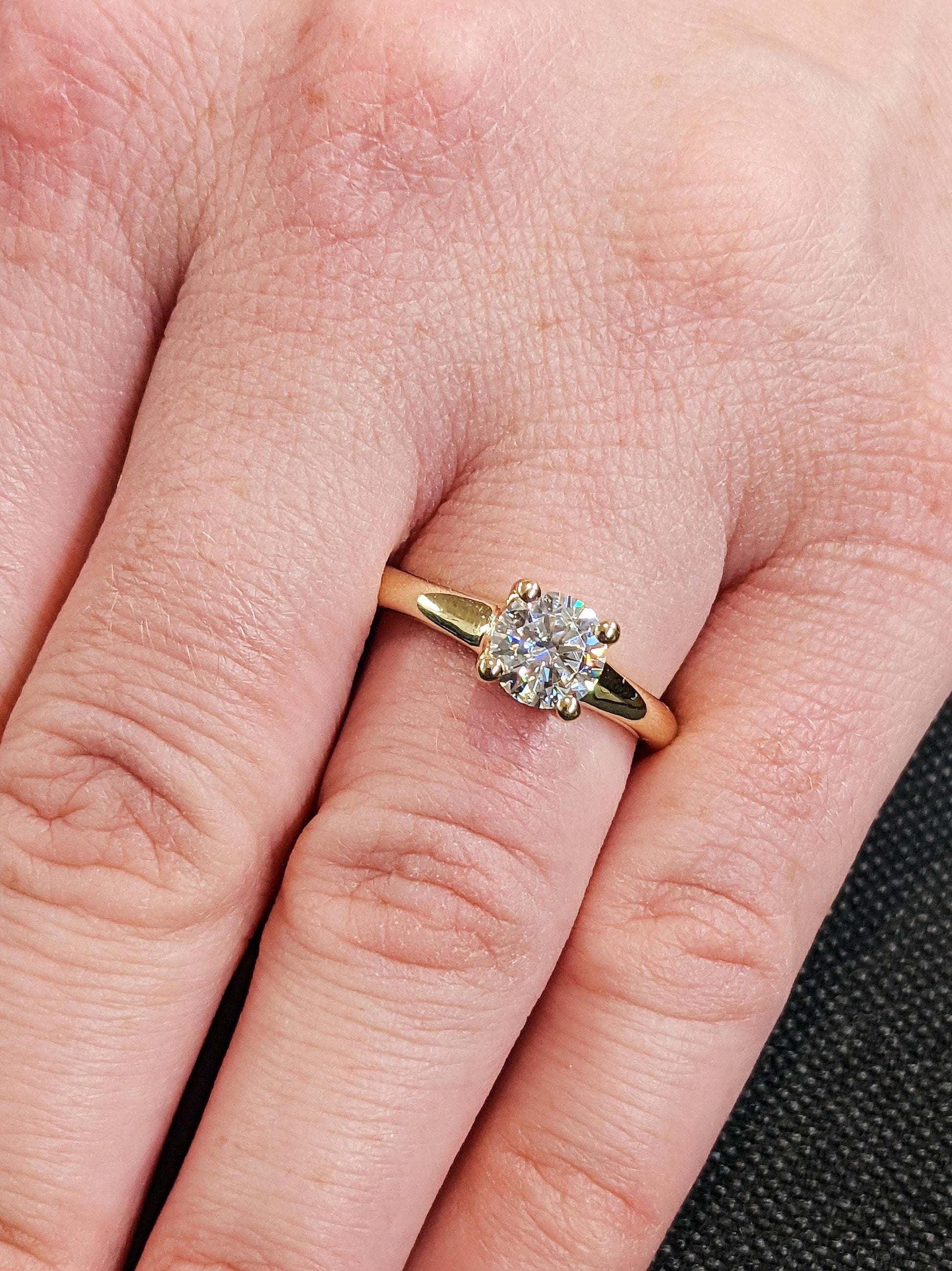 1.2 CT Round Solitaire Moissanite Engagement Ring