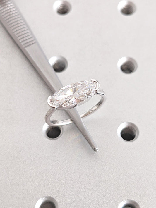 1.2 CT Round Solitaire Moissanite Engagement Ring