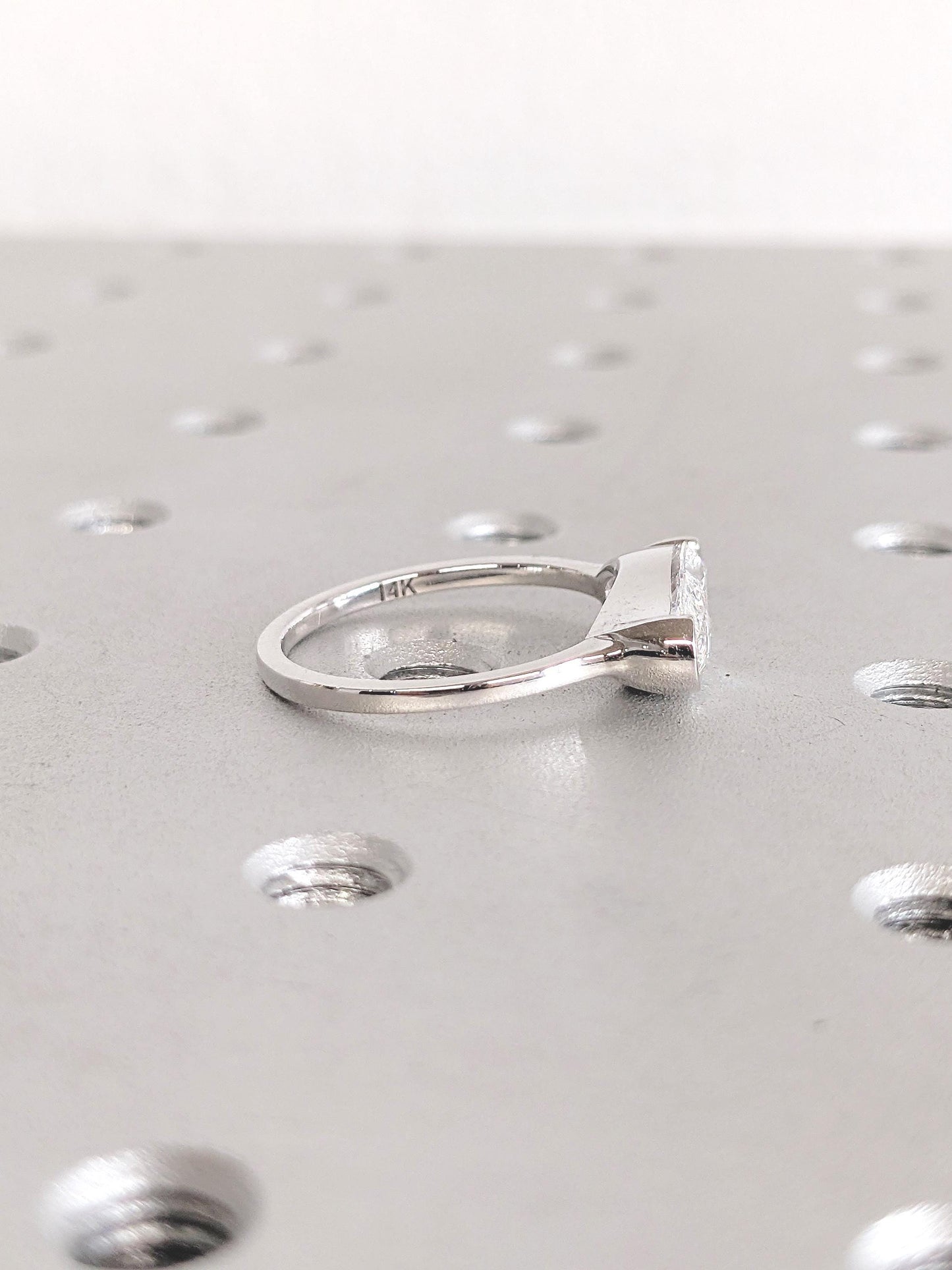 1.2 CT Round Solitaire Moissanite Engagement Ring
