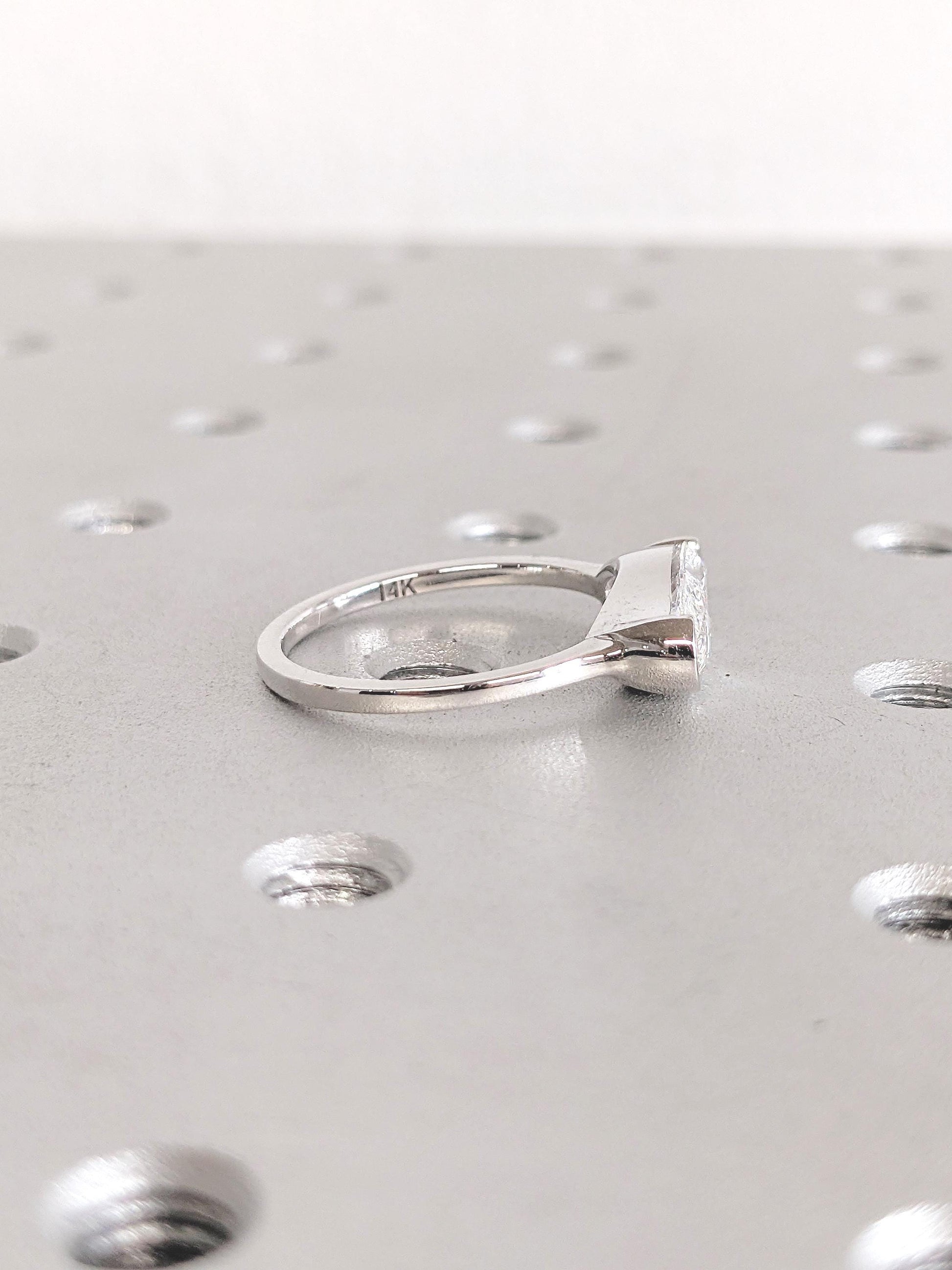 1.2 CT Round Solitaire Moissanite Engagement Ring