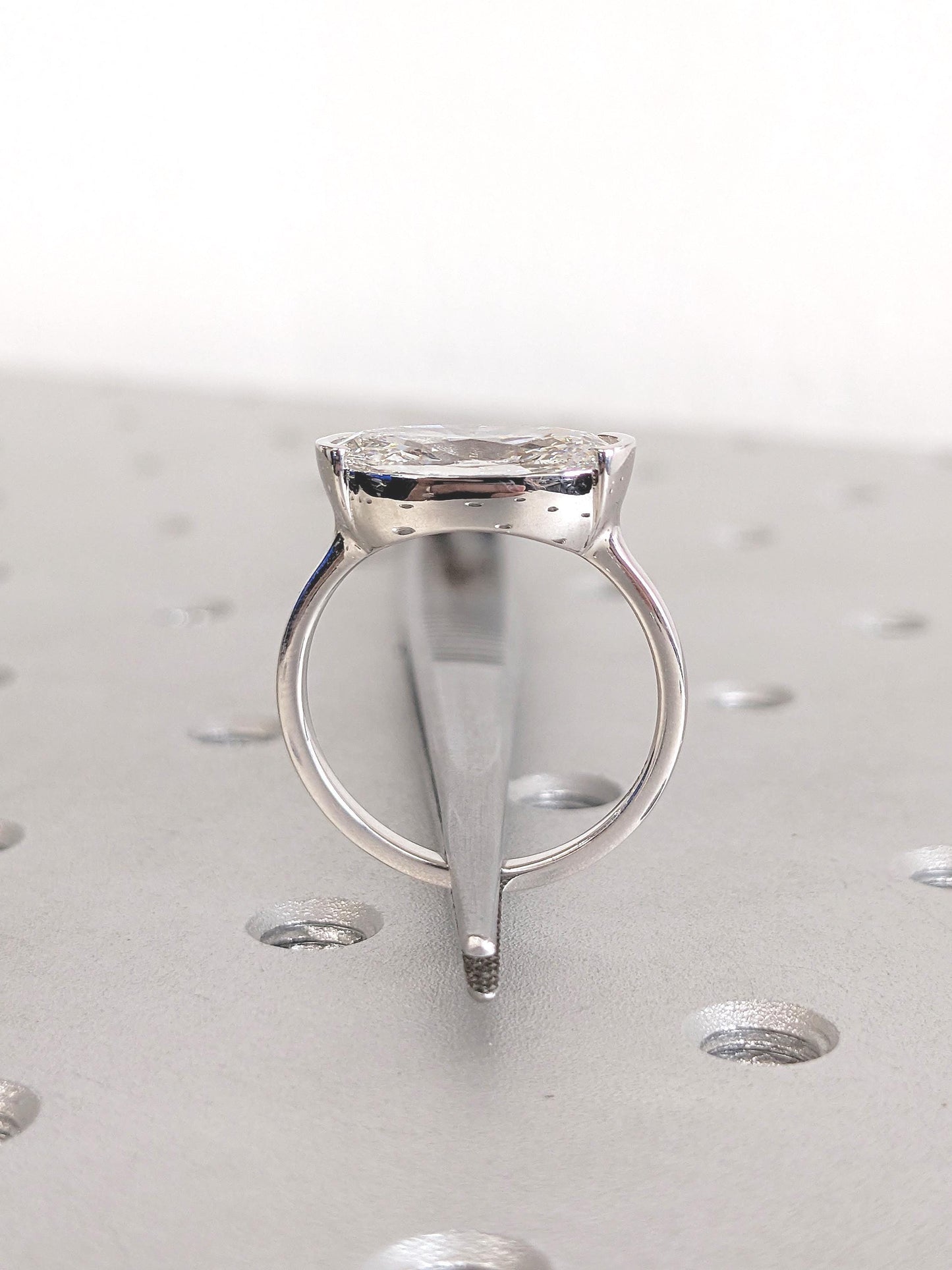 1.2 CT Round Solitaire Moissanite Engagement Ring
