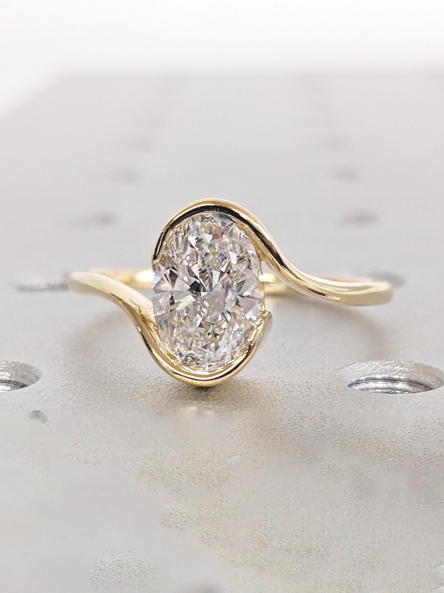 1.2 CT Round Solitaire Moissanite Engagement Ring