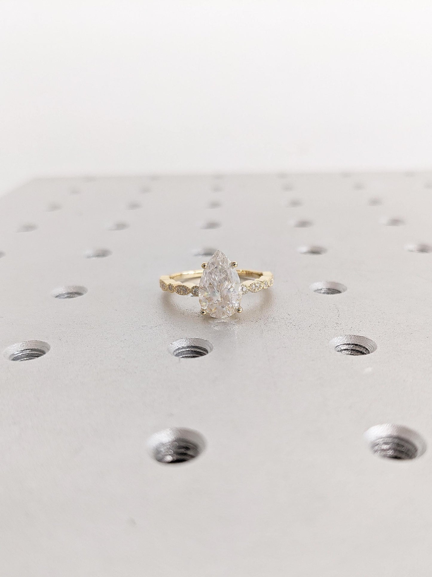 1.2 CT Round Solitaire Moissanite Engagement Ring