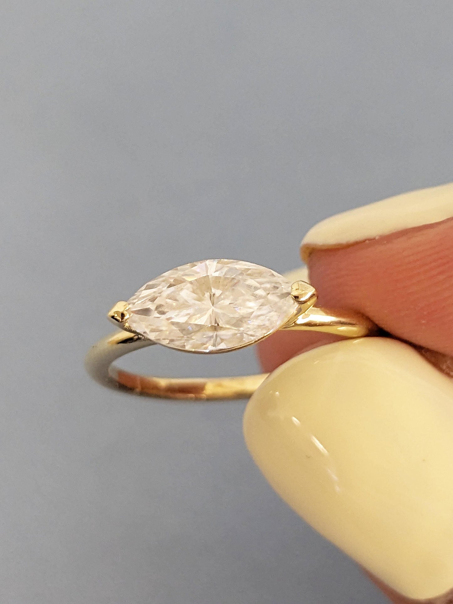 1.2 CT Round Solitaire Moissanite Engagement Ring