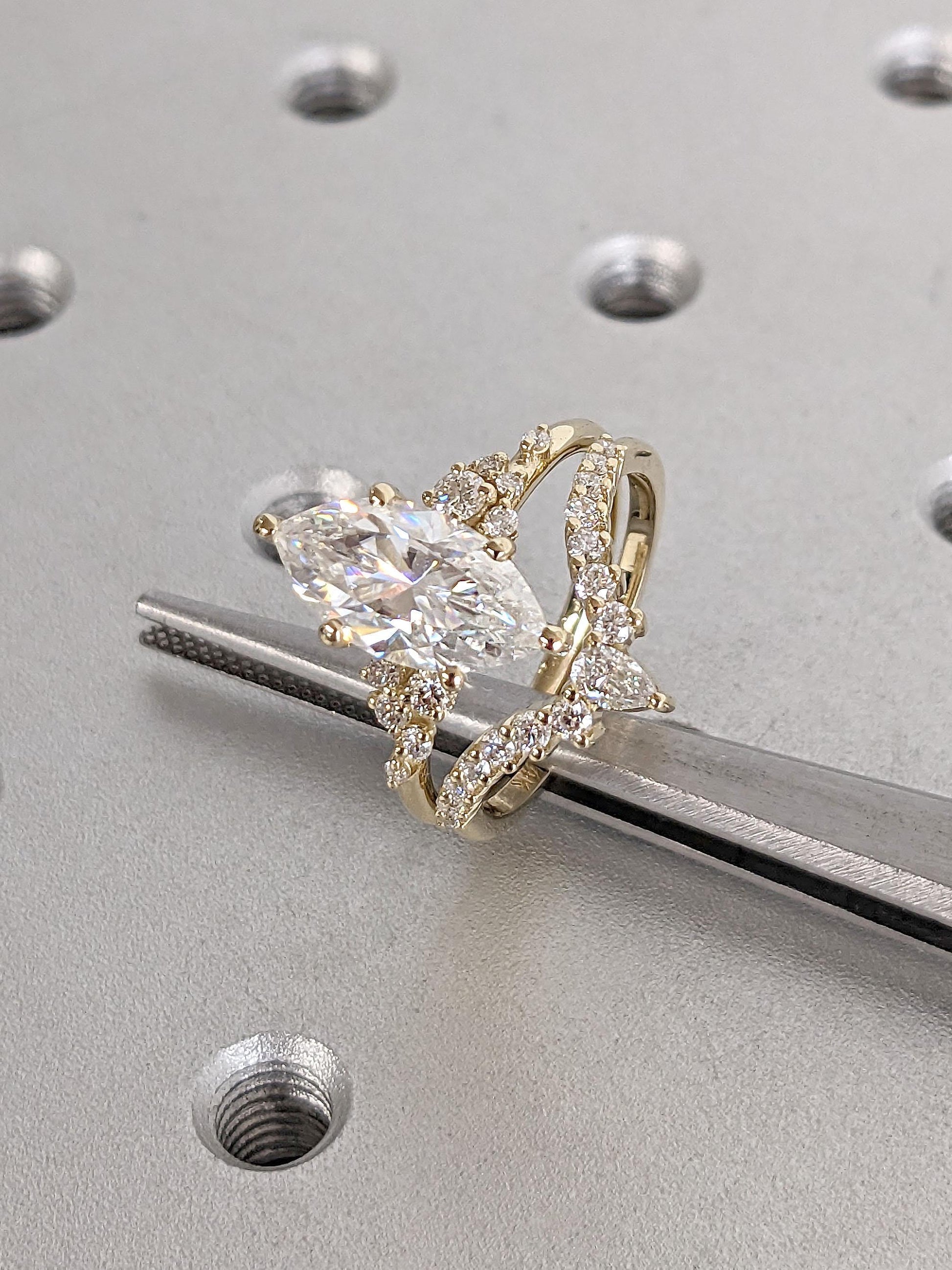 1.2 CT Round Solitaire Moissanite Engagement Ring