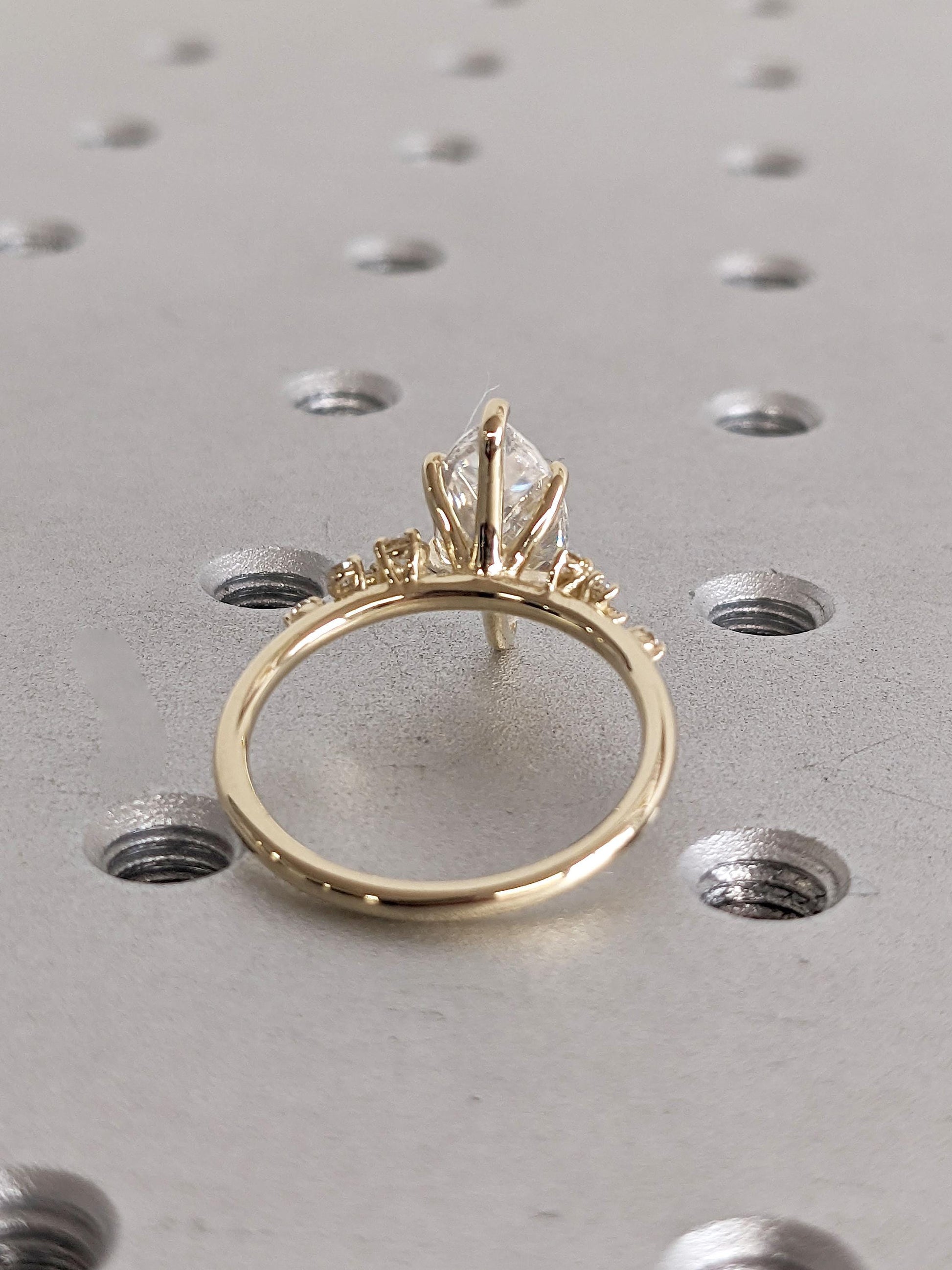 1.2 CT Round Solitaire Moissanite Engagement Ring