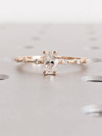 1.2 CT Round Solitaire Moissanite Engagement Ring
