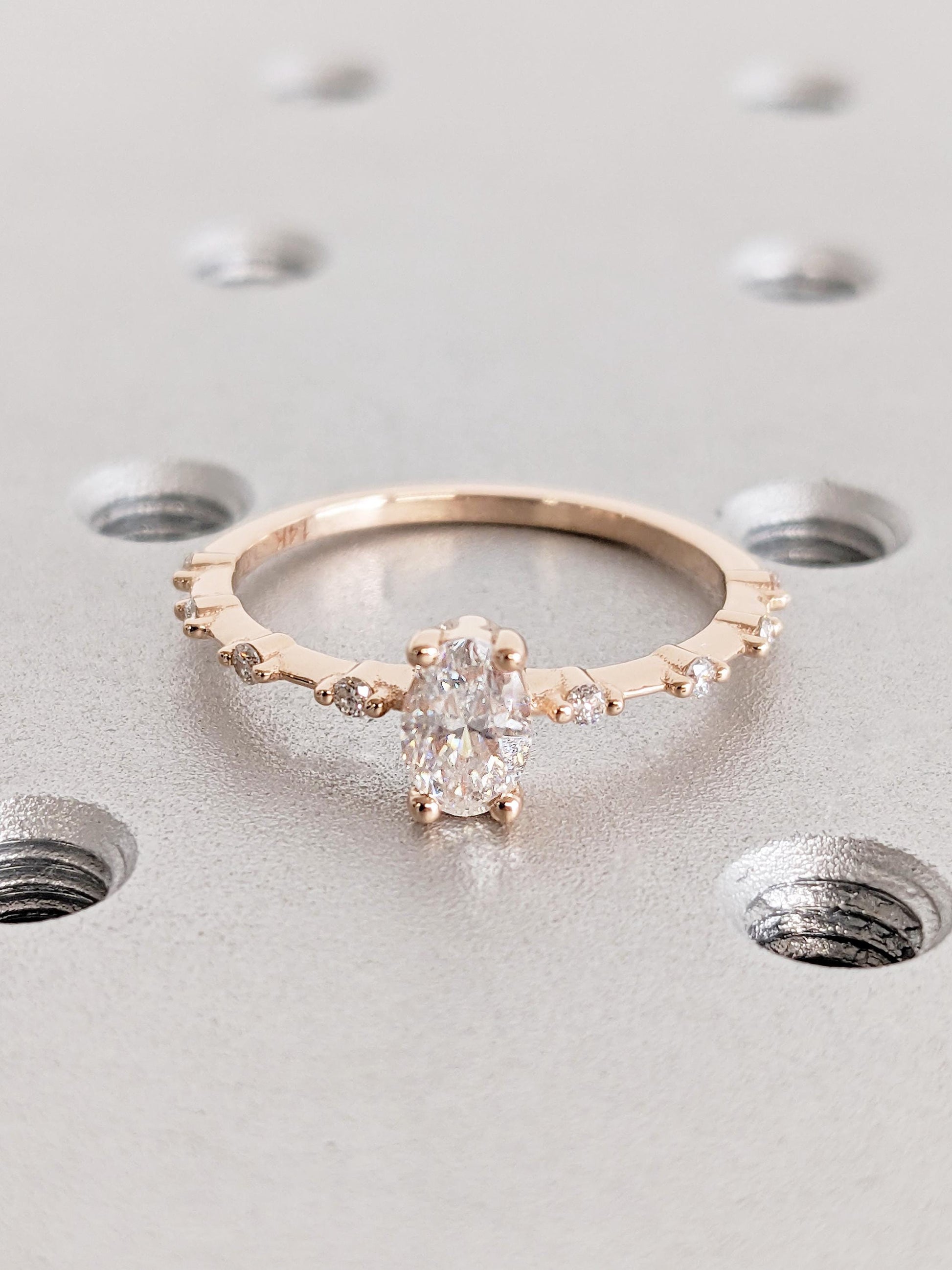 1.2 CT Round Solitaire Moissanite Engagement Ring