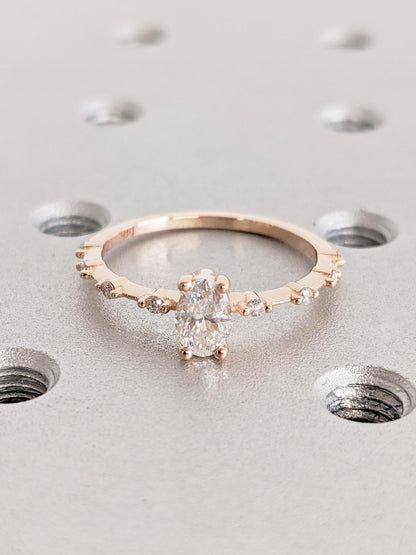 1.2 CT Round Solitaire Moissanite Engagement Ring