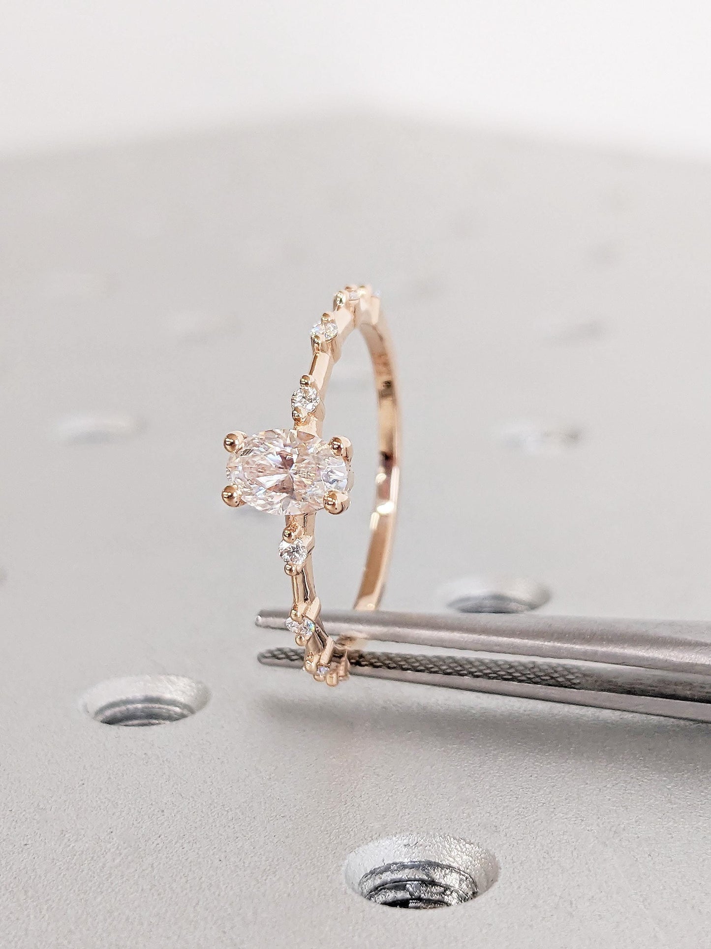 1.2 CT Round Solitaire Moissanite Engagement Ring