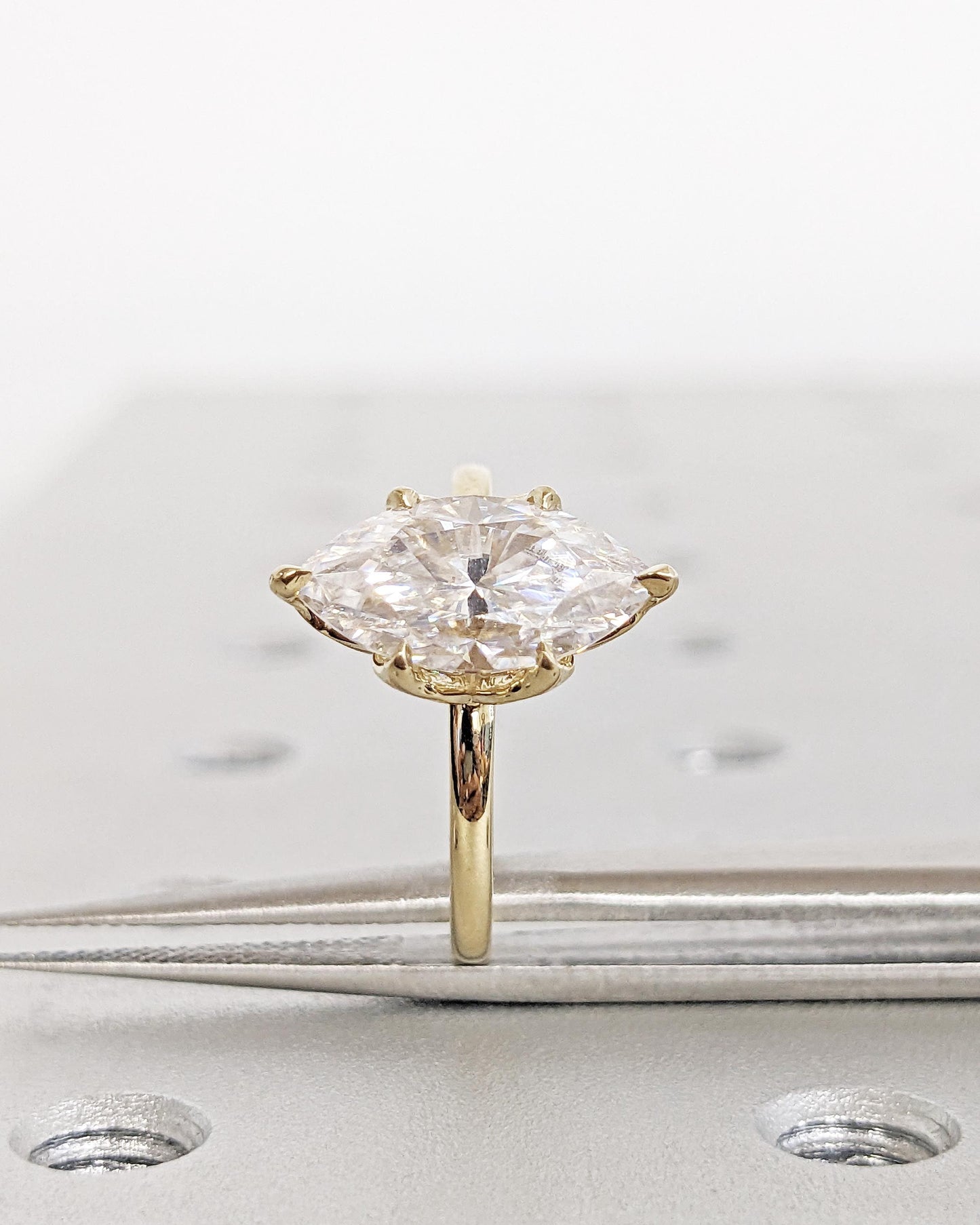 1.2 CT Round Solitaire Moissanite Engagement Ring