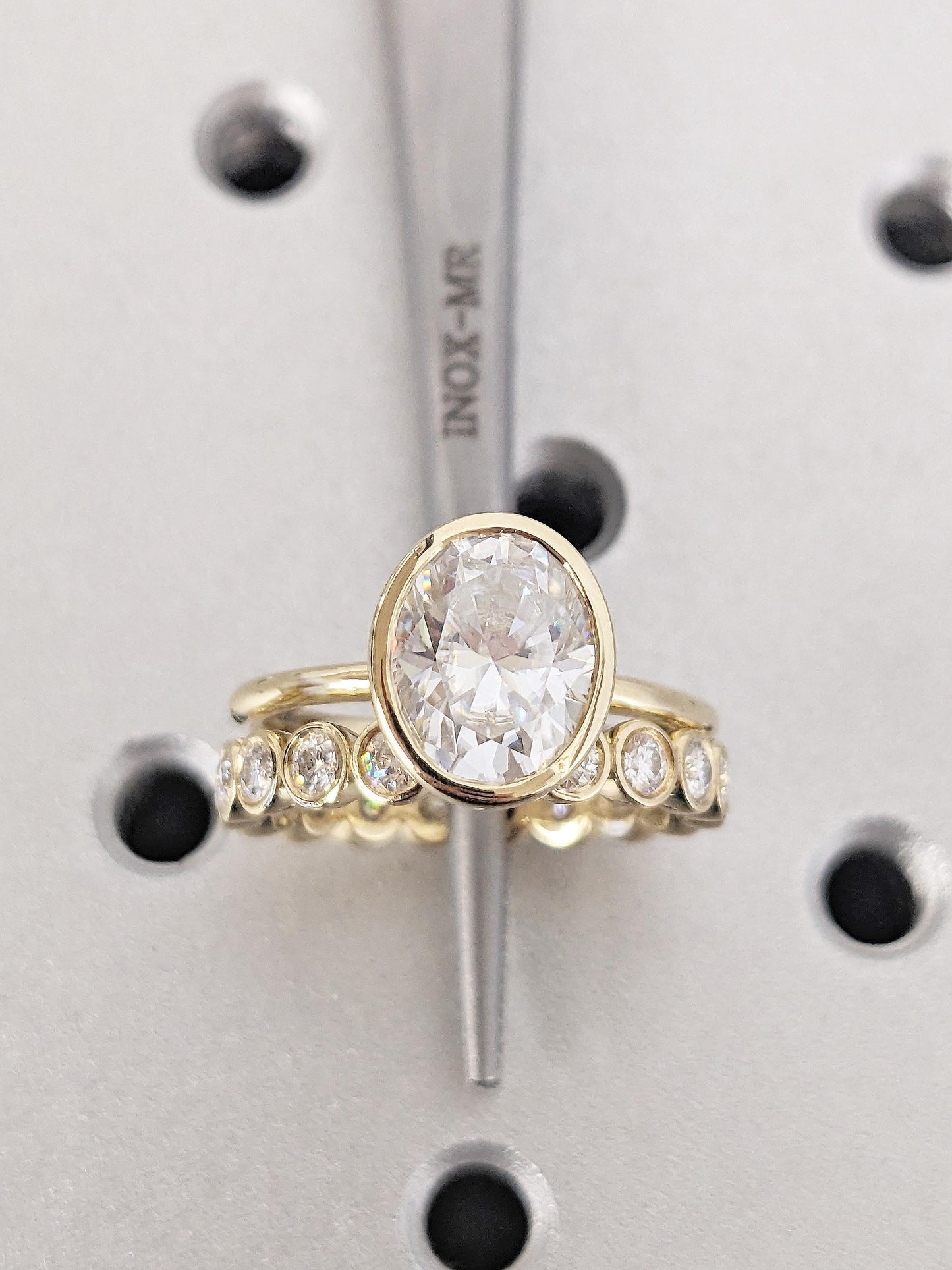 1.2 CT Round Solitaire Moissanite Engagement Ring