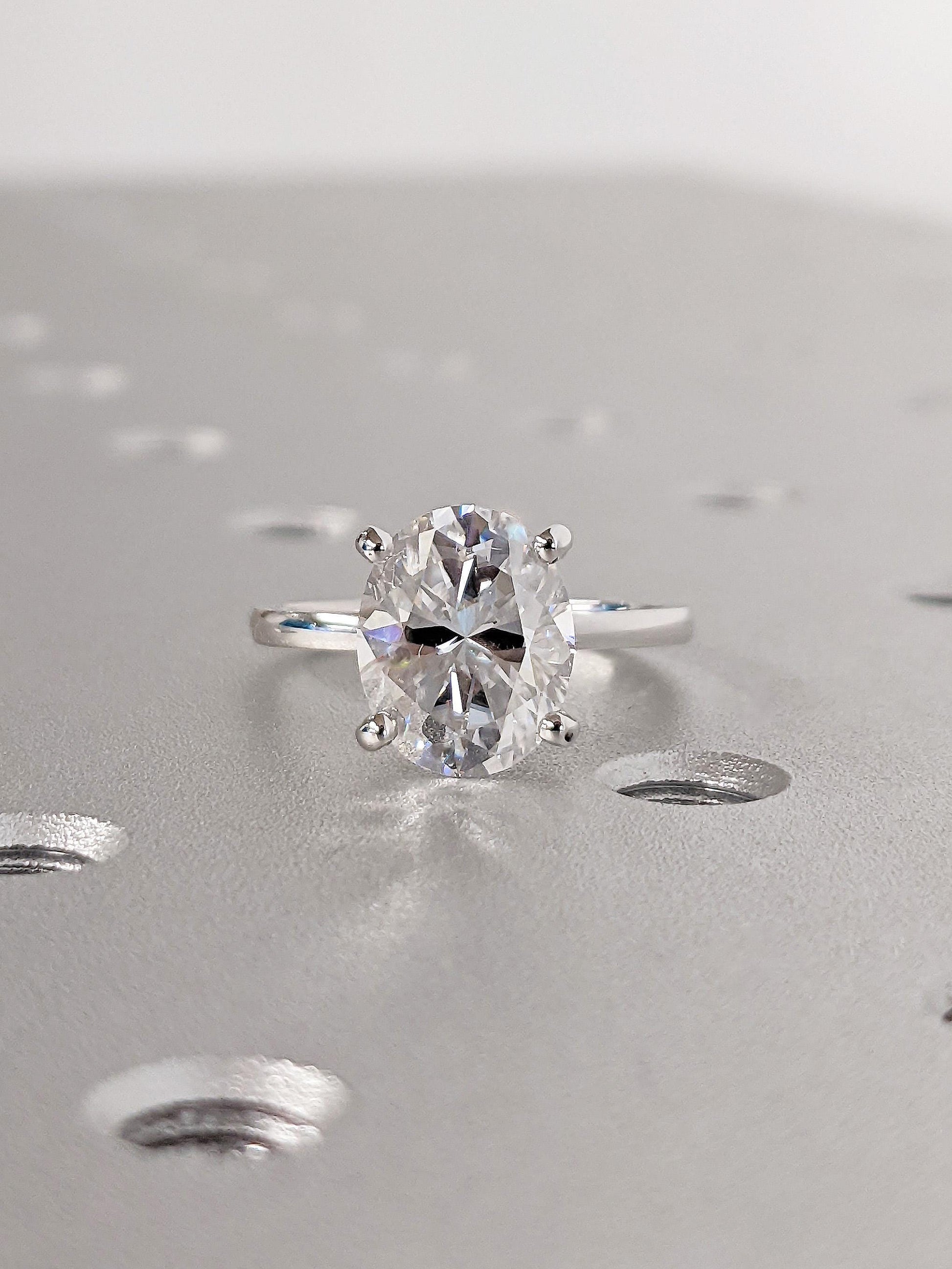 1.2 CT Round Solitaire Moissanite Engagement Ring