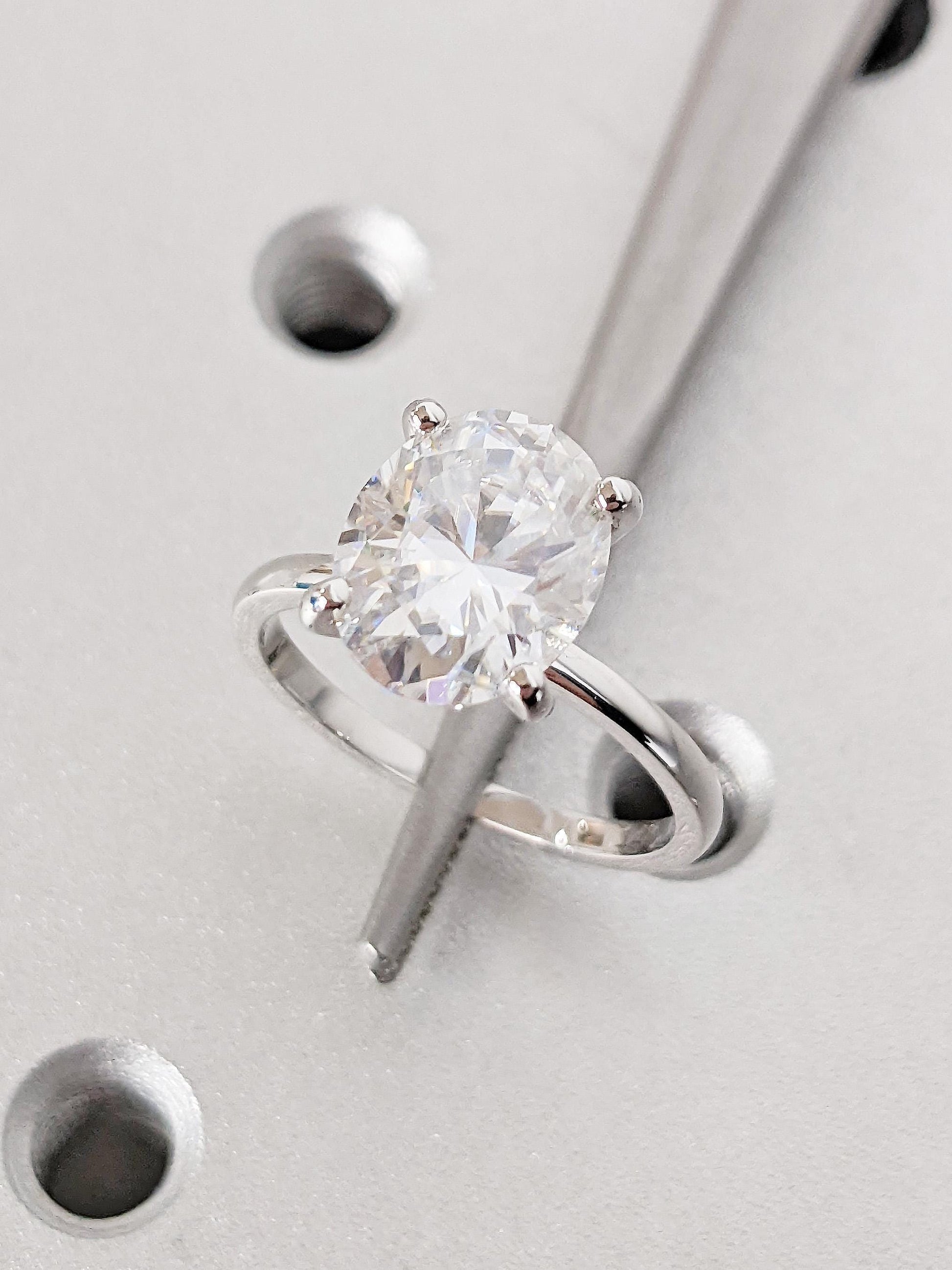 1.2 CT Round Solitaire Moissanite Engagement Ring