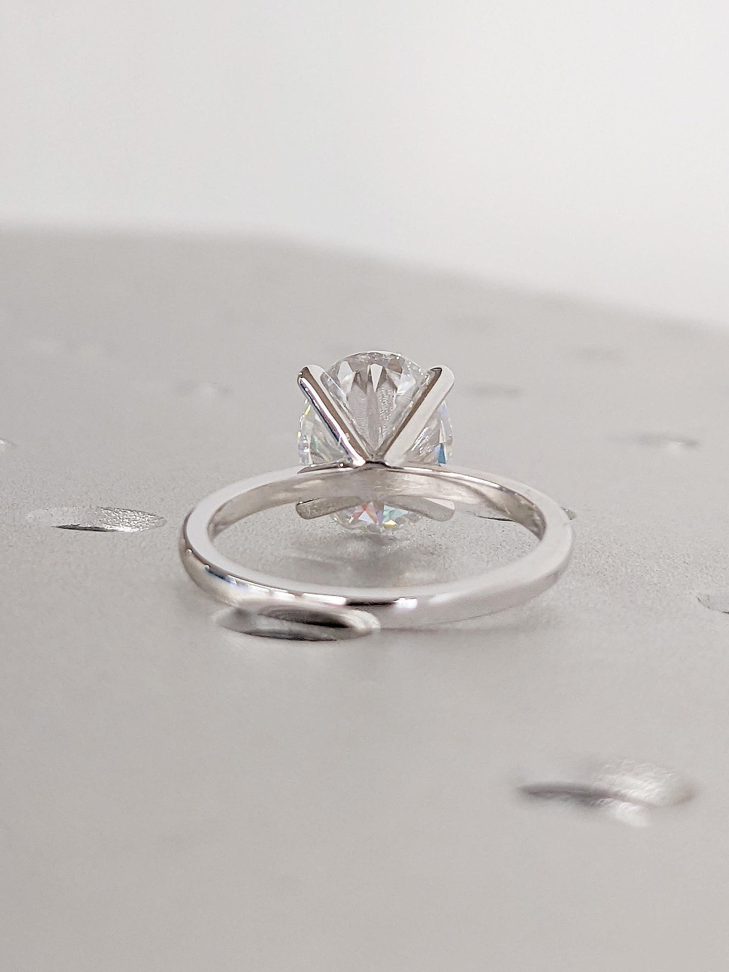 1.2 CT Round Solitaire Moissanite Engagement Ring