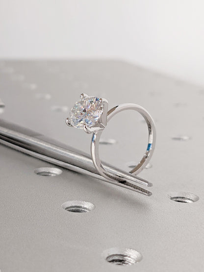1.2 CT Round Solitaire Moissanite Engagement Ring