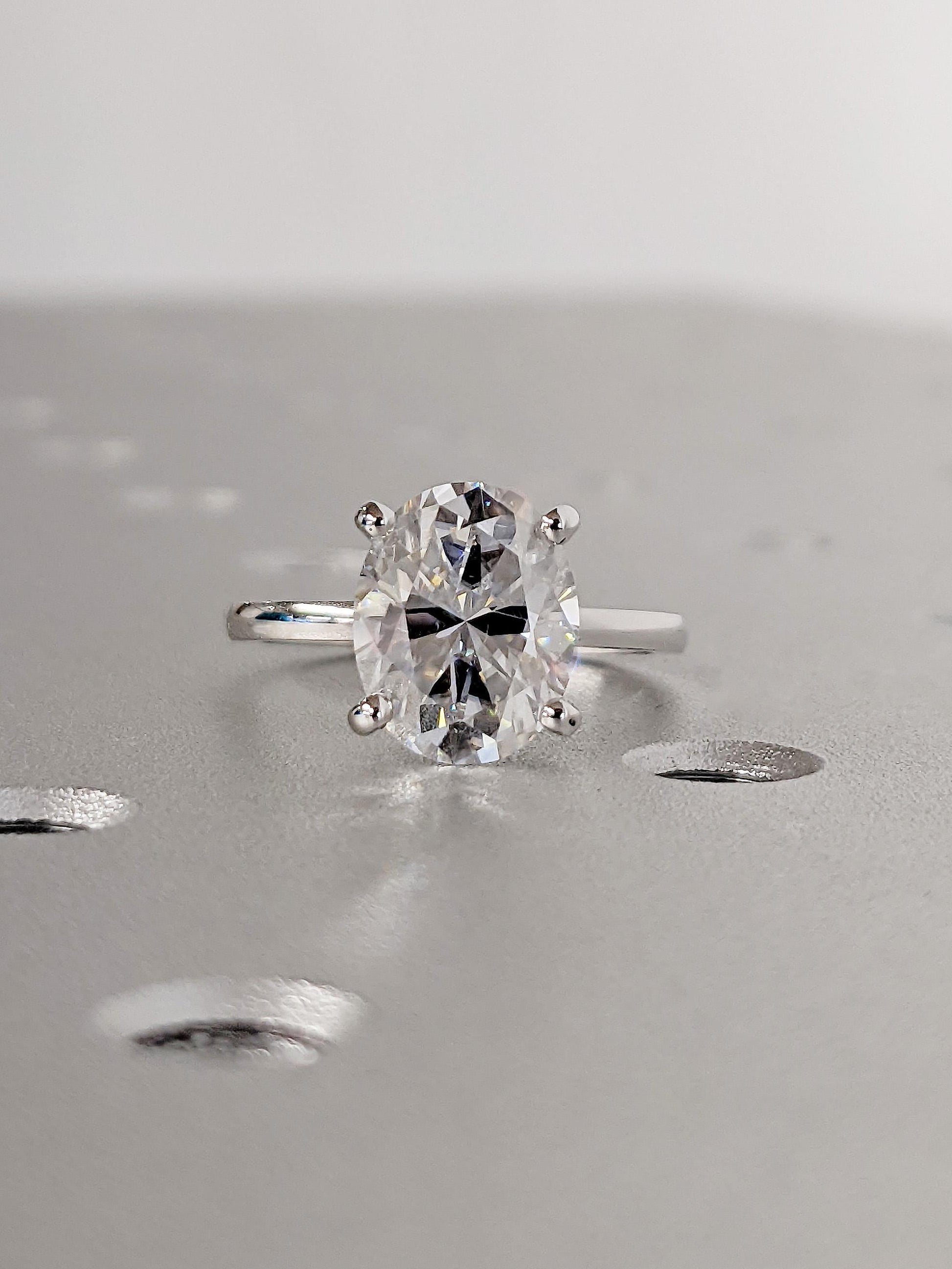 1.2 CT Round Solitaire Moissanite Engagement Ring