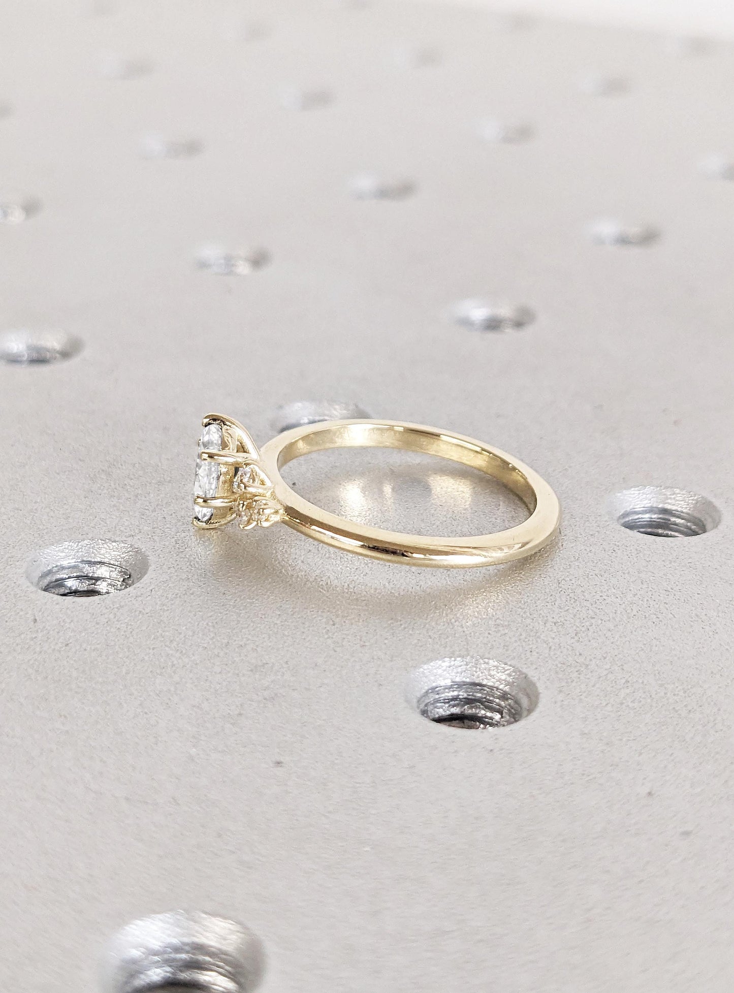 1.2 CT Round Solitaire Moissanite Engagement Ring