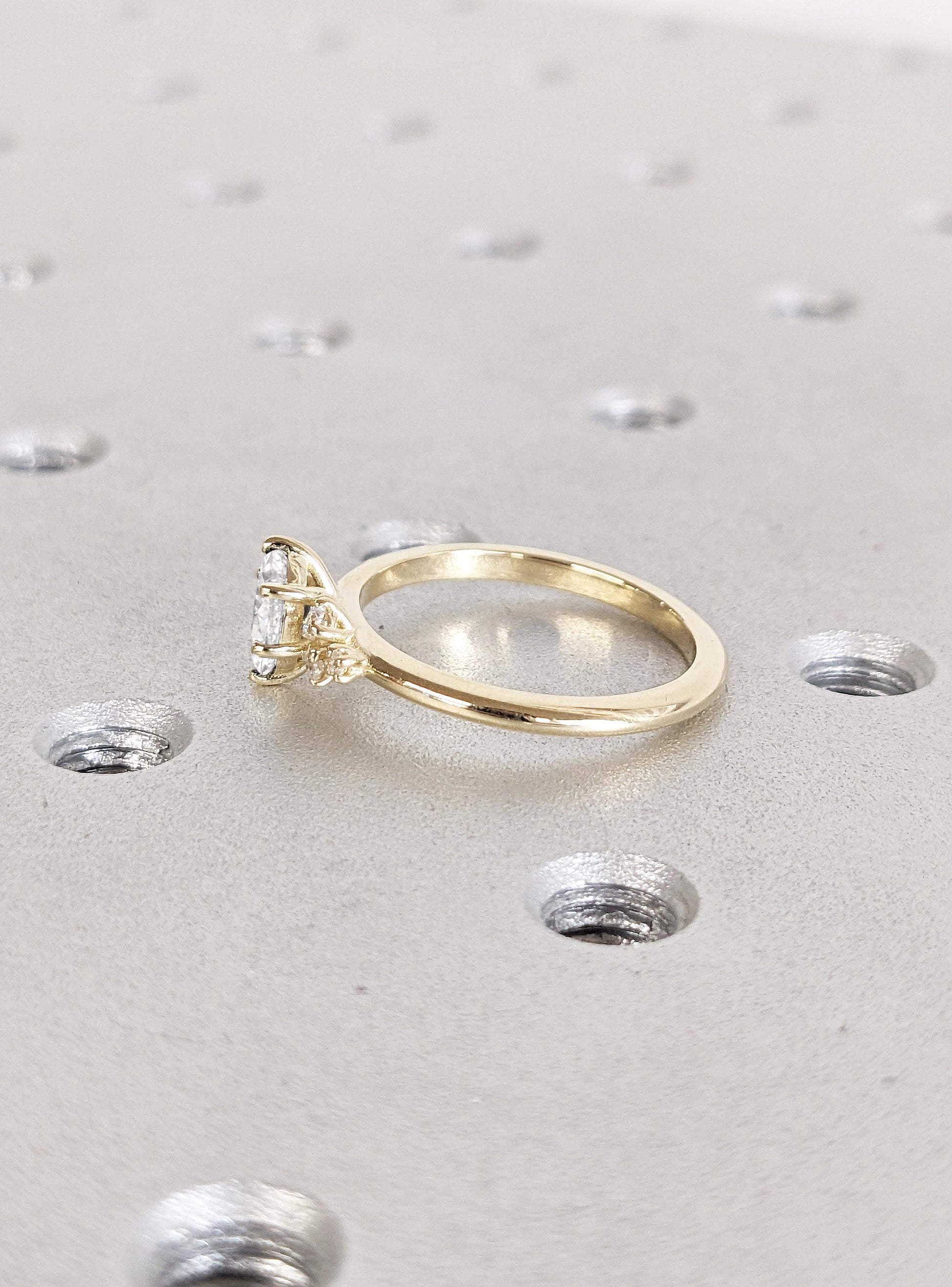 1.2 CT Round Solitaire Moissanite Engagement Ring