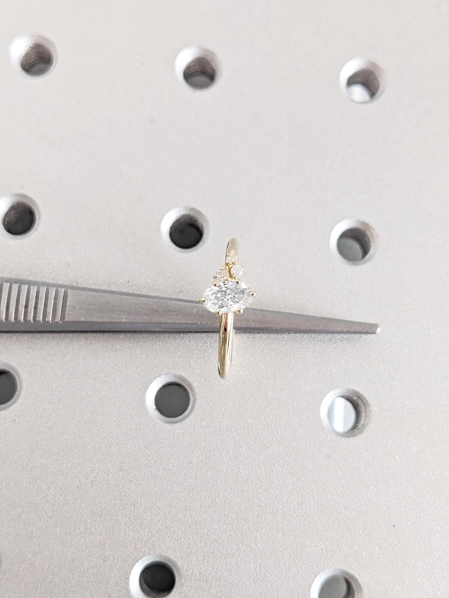 1.2 CT Round Solitaire Moissanite Engagement Ring