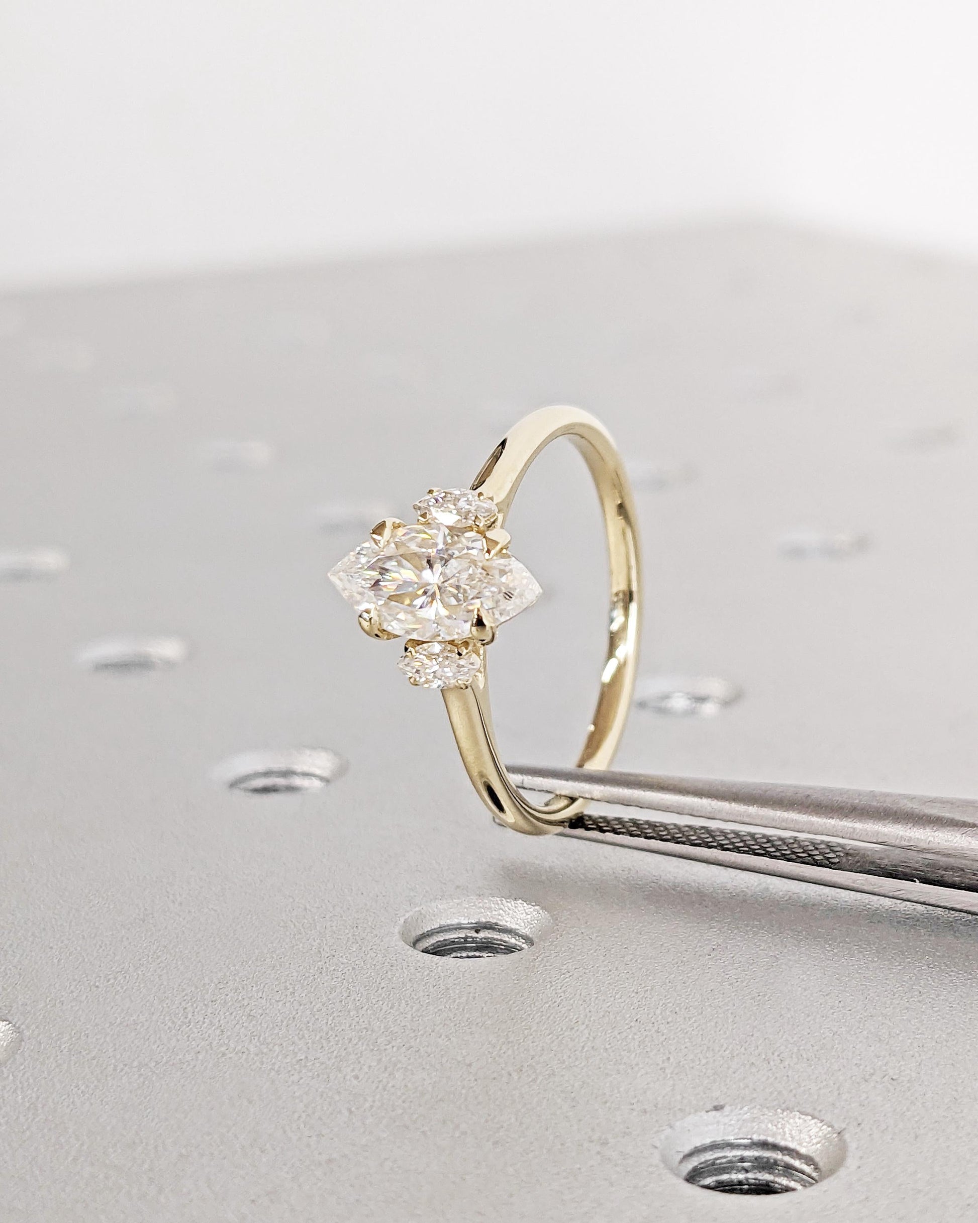 1.2 CT Round Solitaire Moissanite Engagement Ring