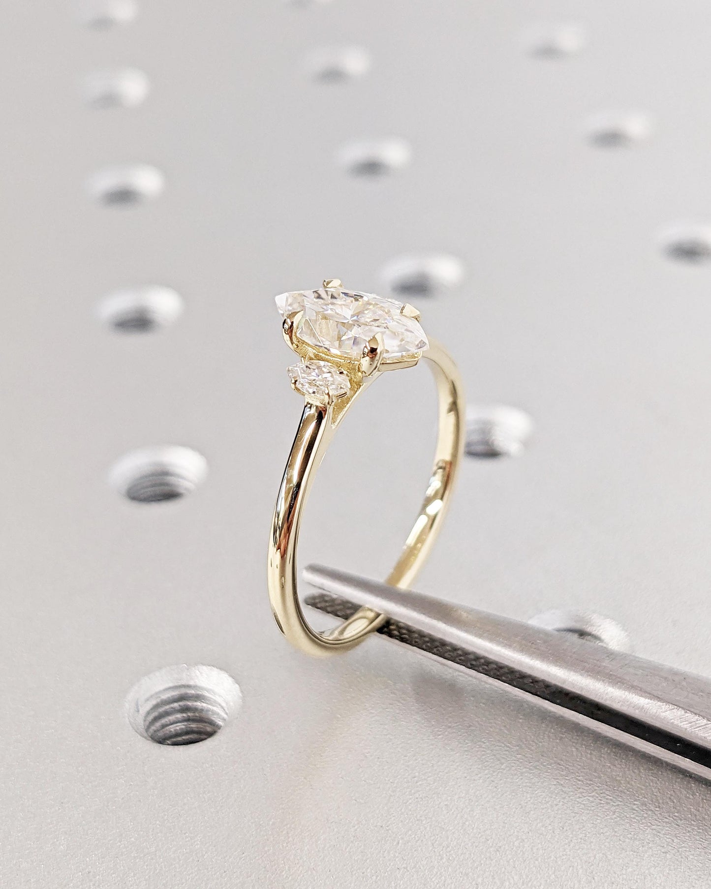 1.2 CT Round Solitaire Moissanite Engagement Ring