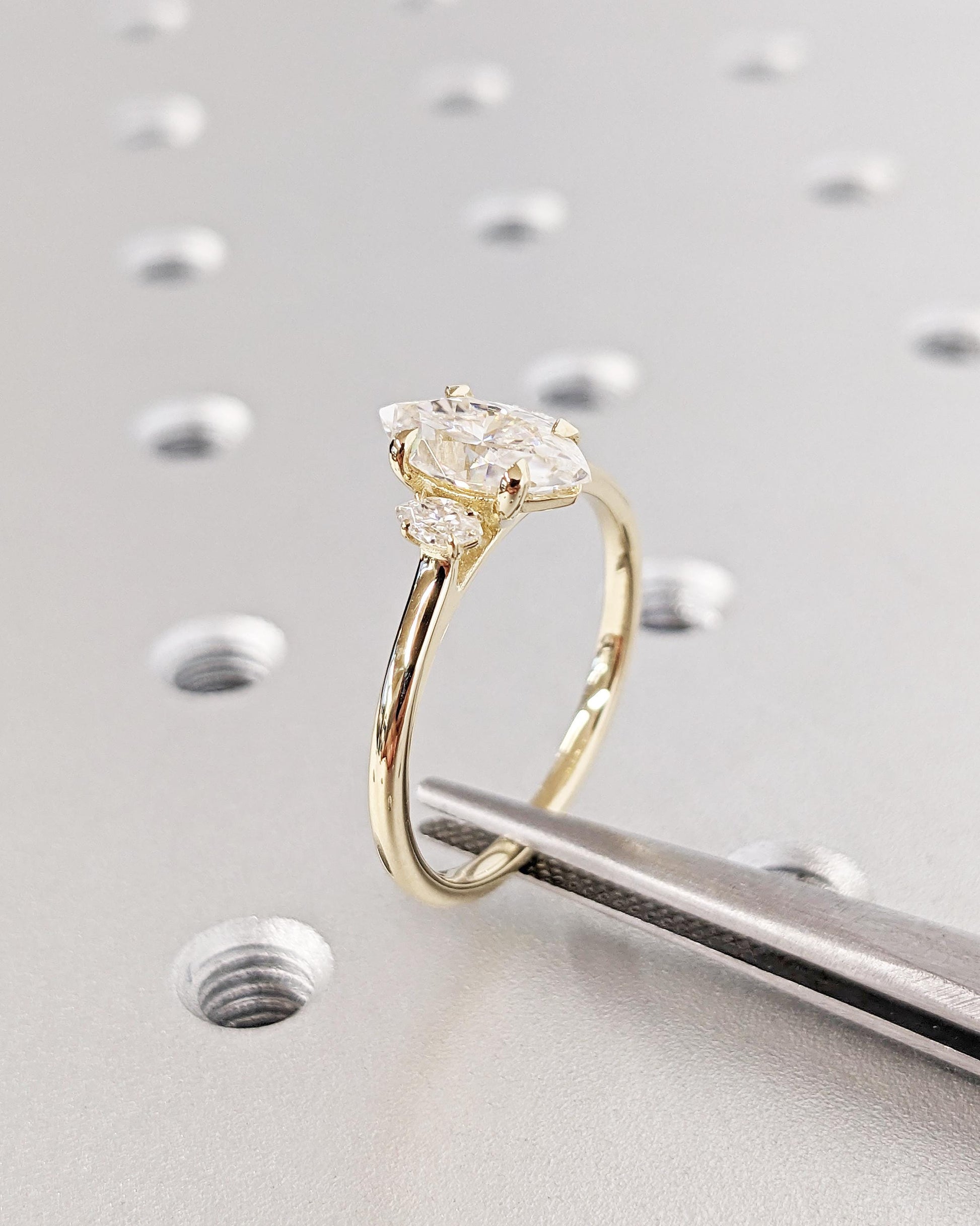 1.2 CT Round Solitaire Moissanite Engagement Ring