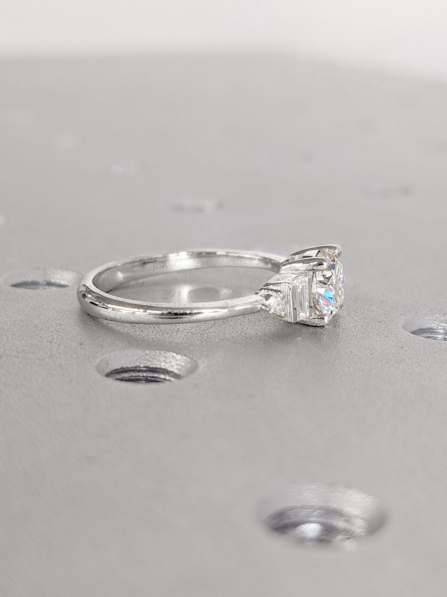1.2 CT Round Solitaire Moissanite Engagement Ring