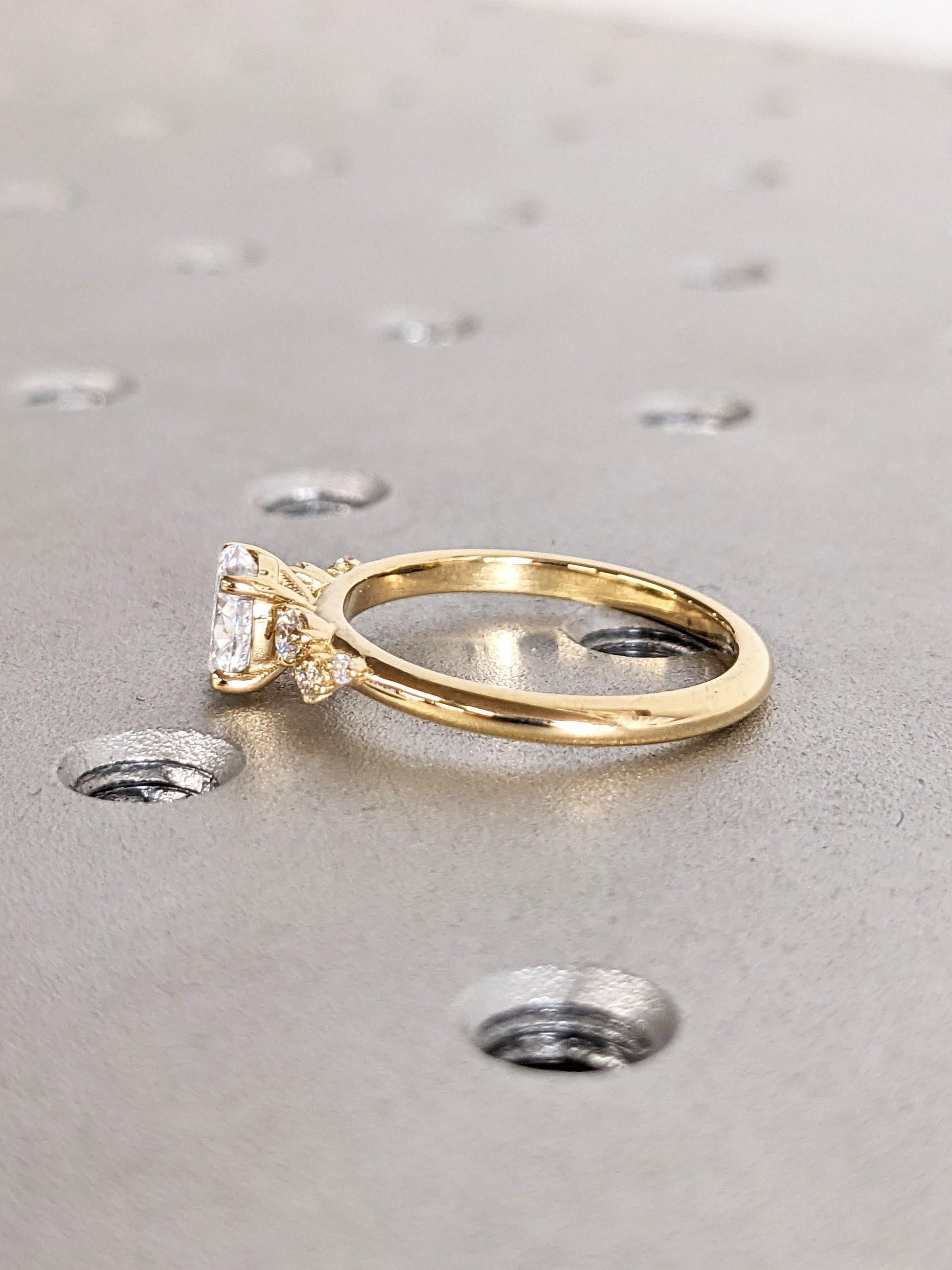 1.2 CT Round Solitaire Moissanite Engagement Ring