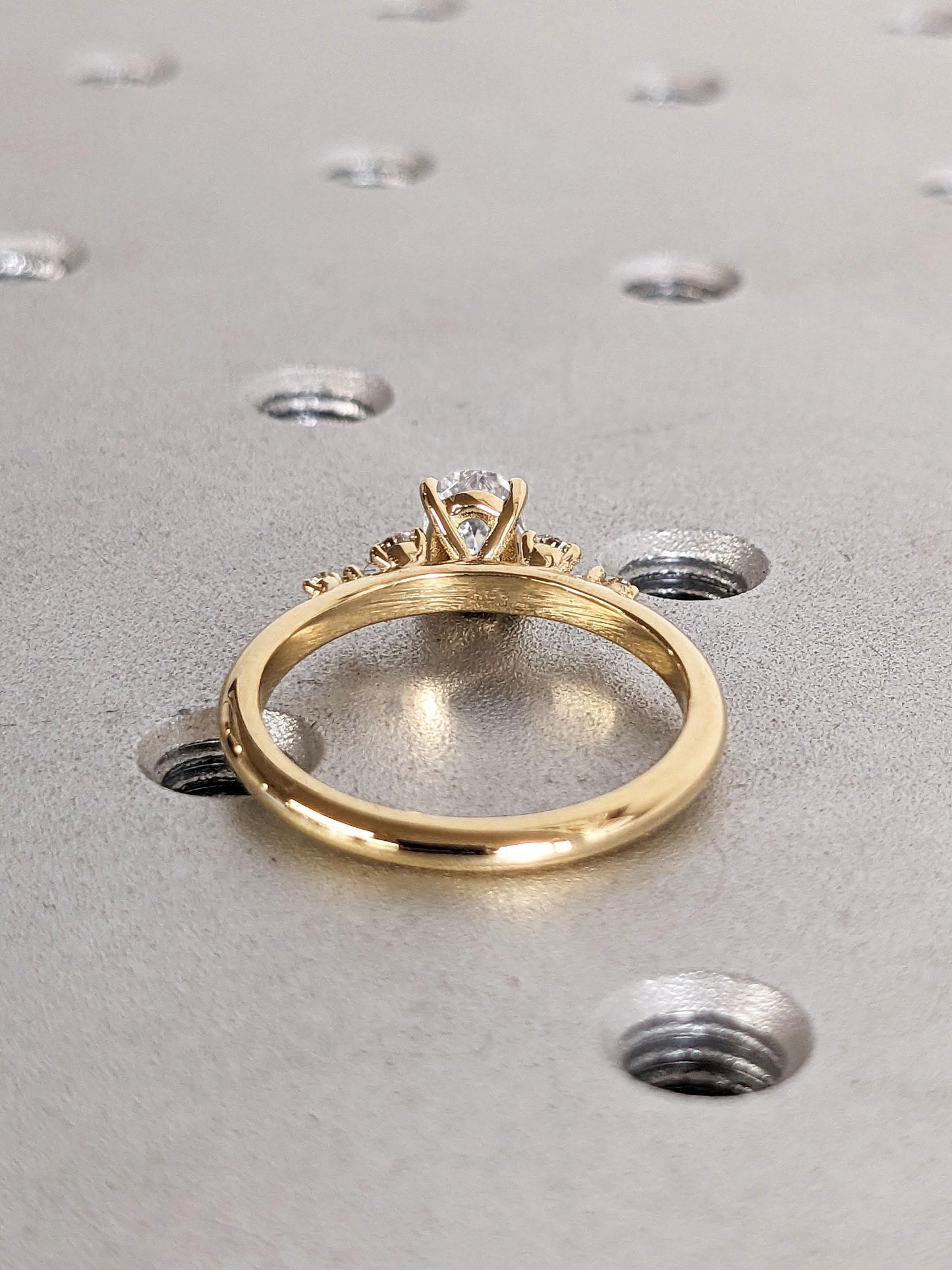 1.2 CT Round Solitaire Moissanite Engagement Ring