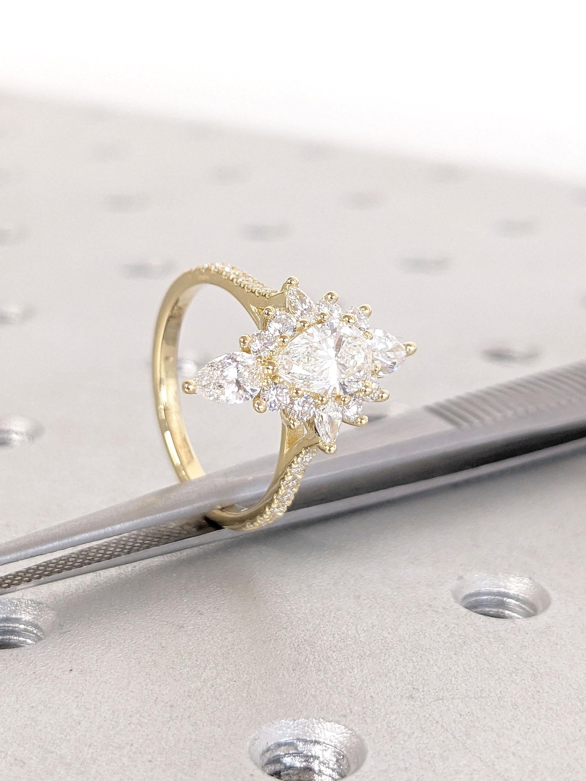 1.2 CT Round Solitaire Moissanite Engagement Ring