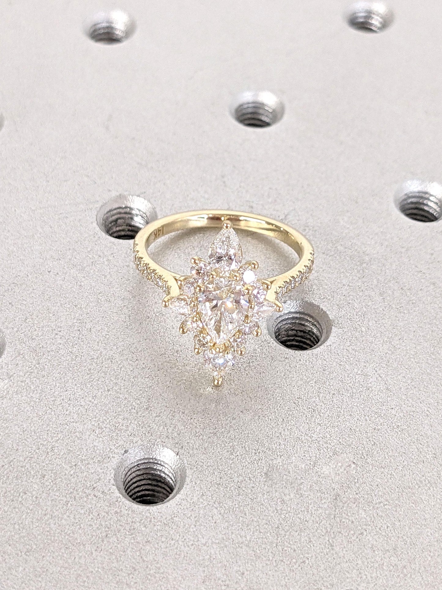 1.2 CT Round Solitaire Moissanite Engagement Ring