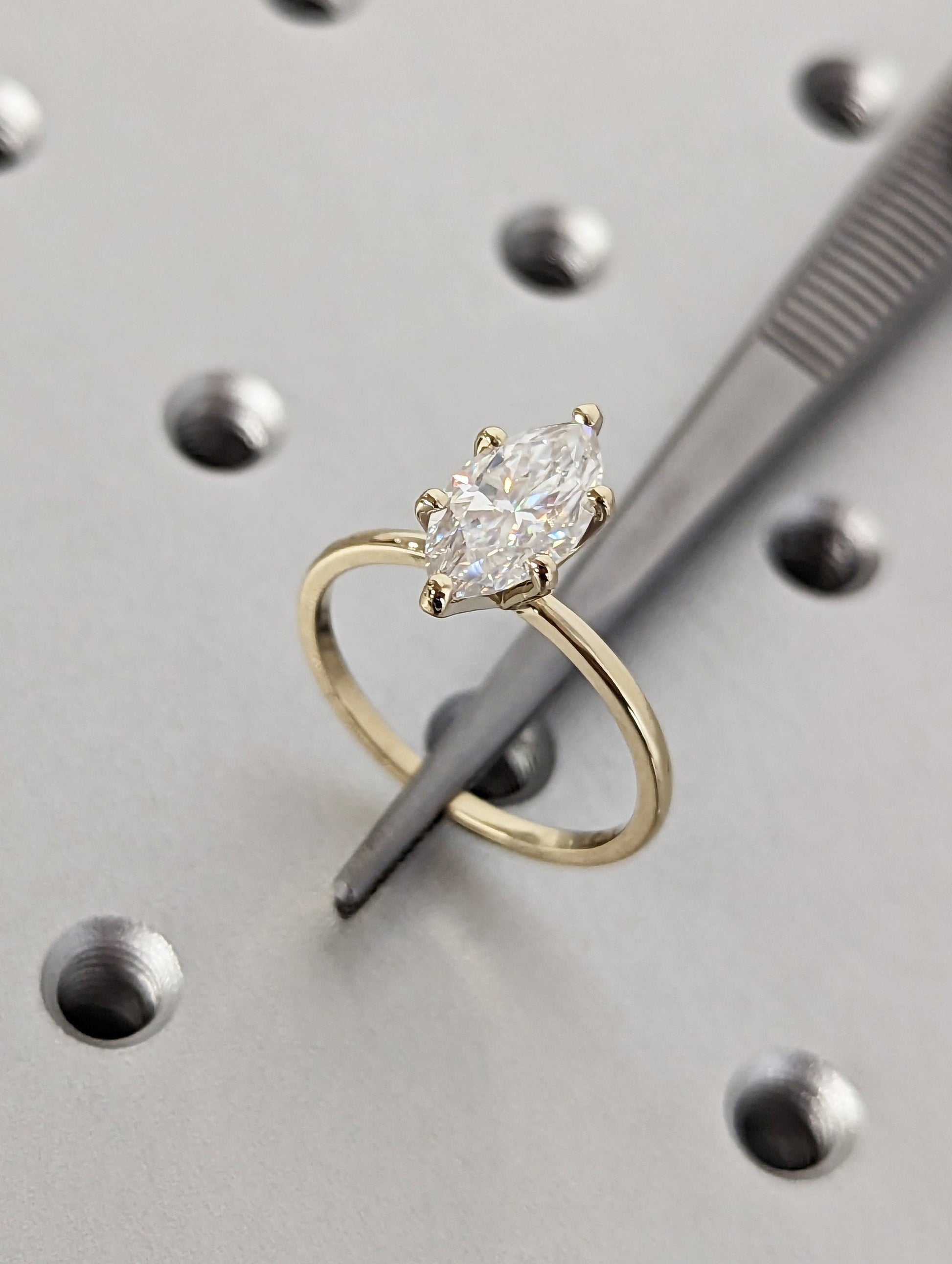 1.2 CT Round Solitaire Moissanite Engagement Ring