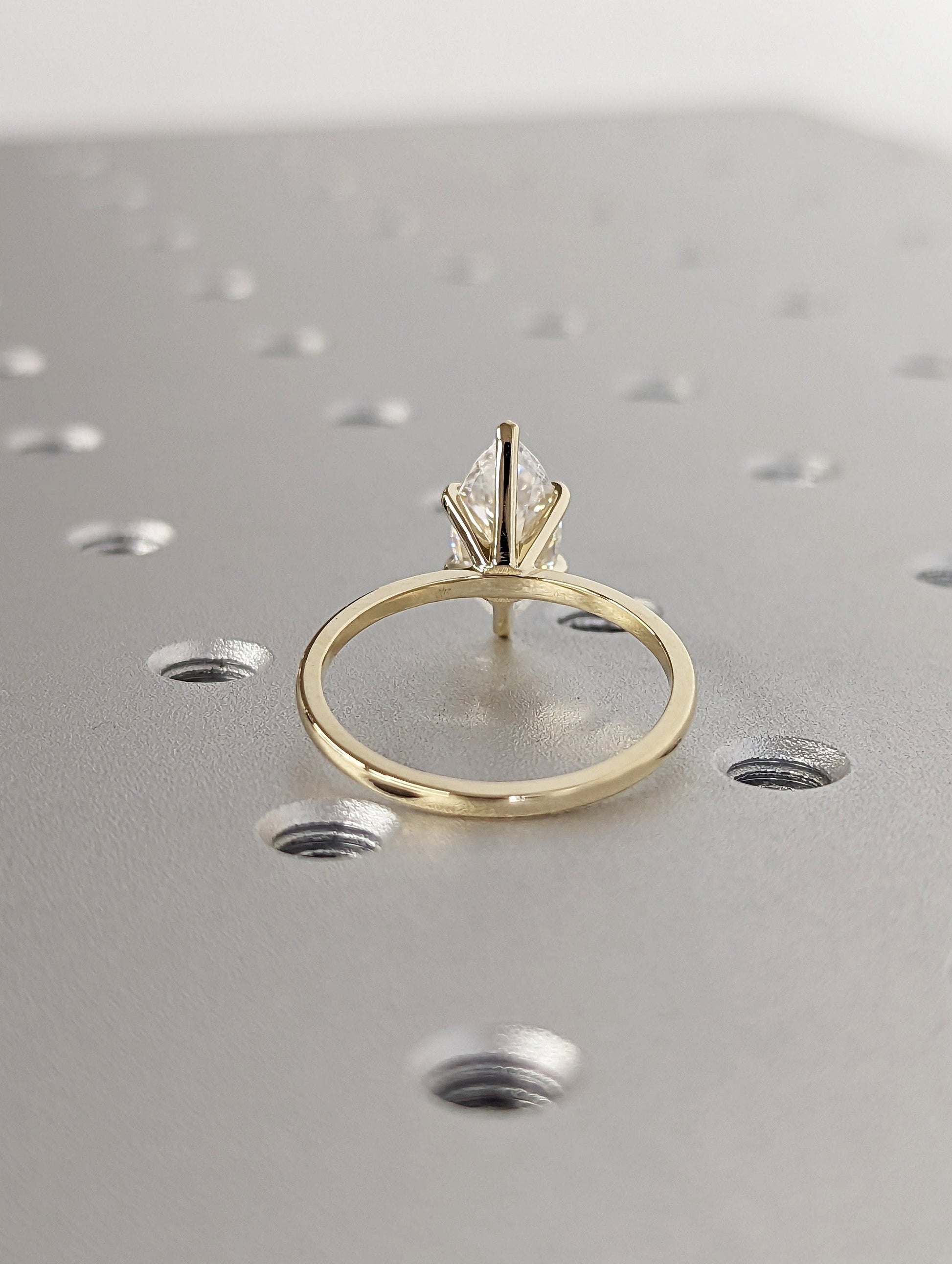 1.2 CT Round Solitaire Moissanite Engagement Ring