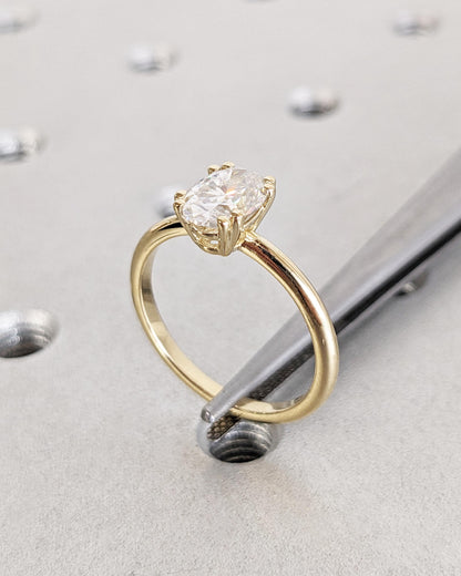 1.2 CT Round Solitaire Moissanite Engagement Ring