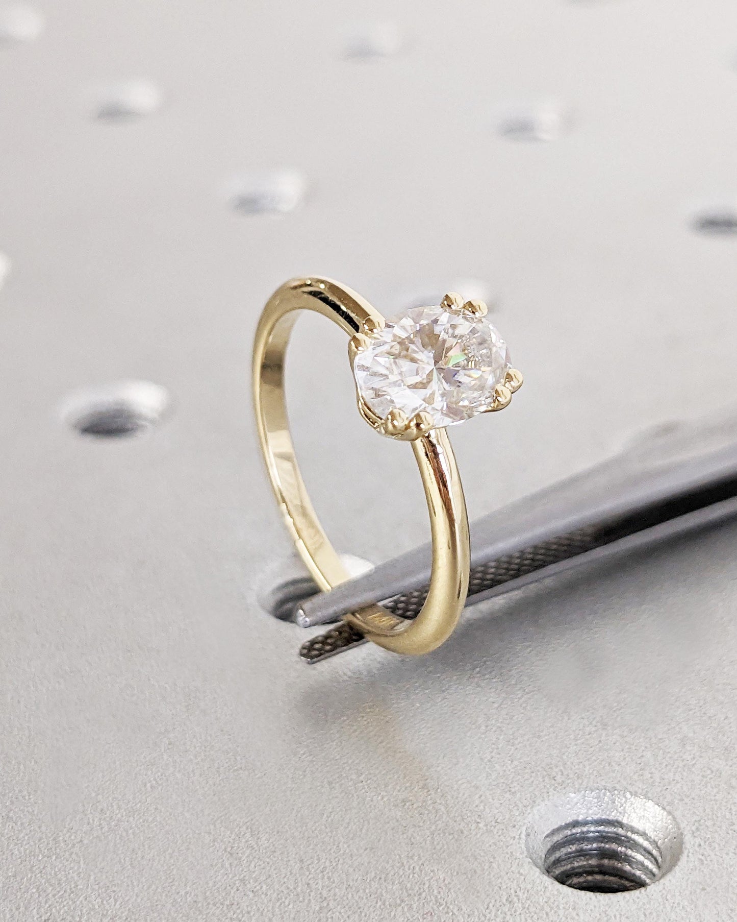 1.2 CT Round Solitaire Moissanite Engagement Ring