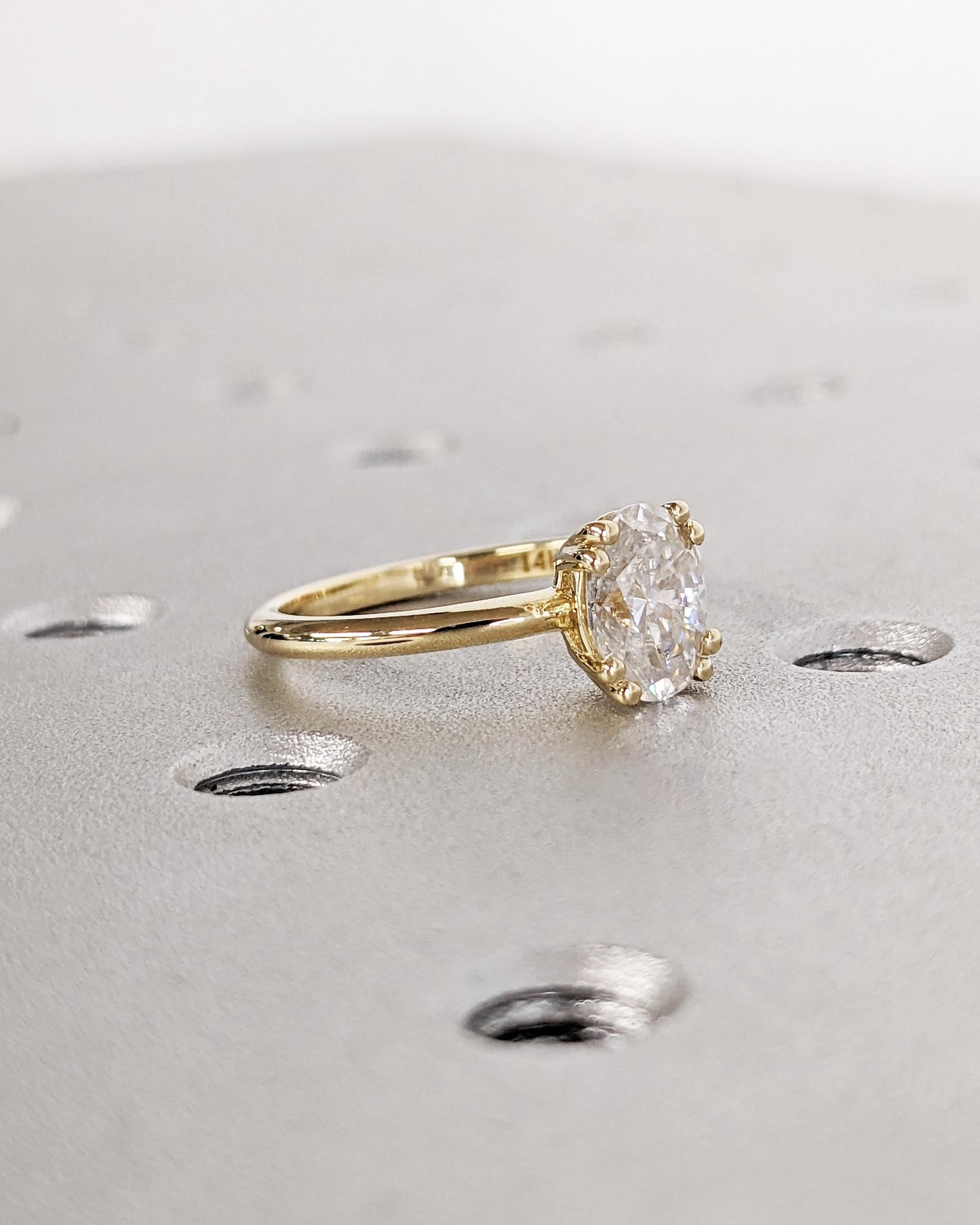 1.2 CT Round Solitaire Moissanite Engagement Ring