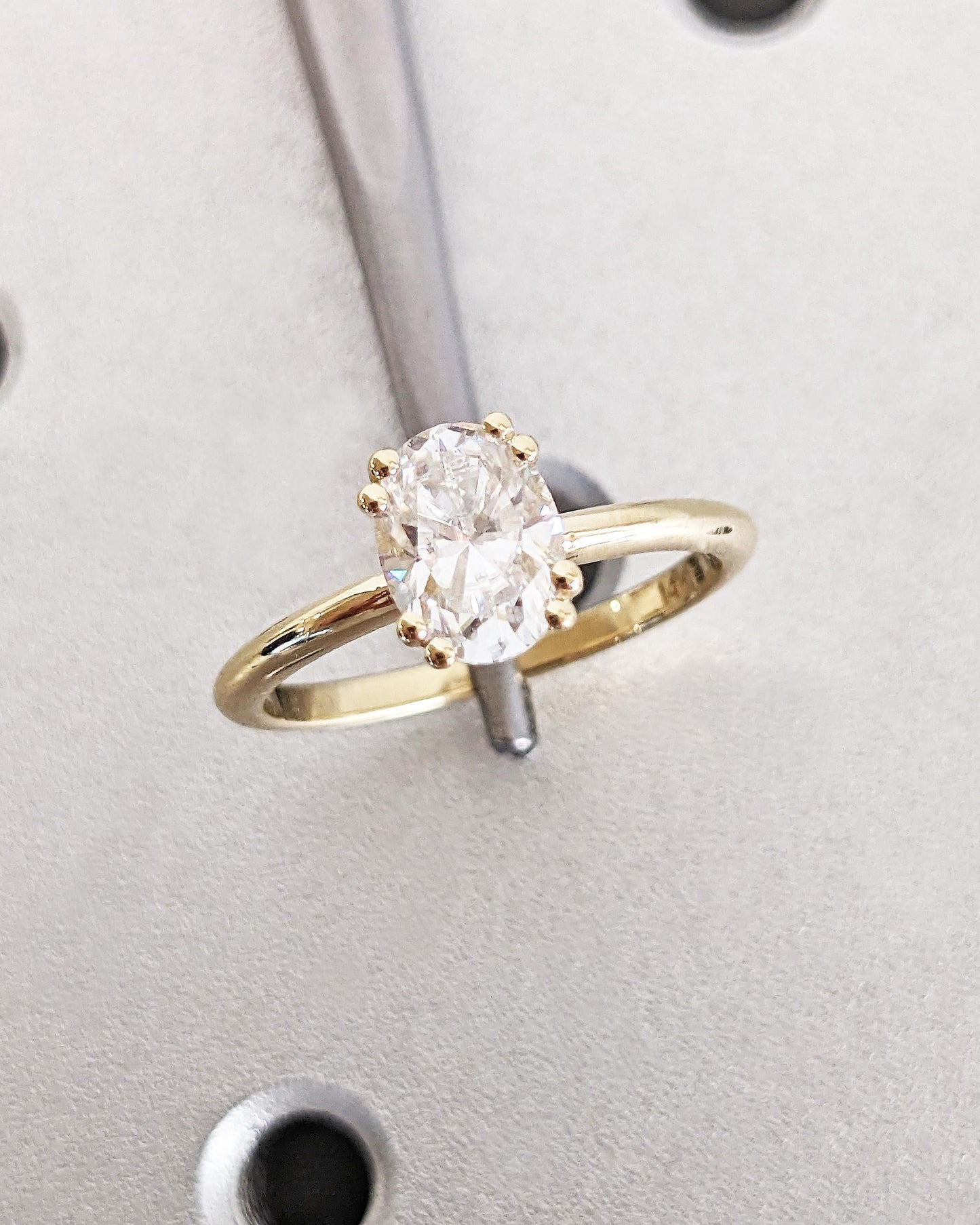 1.2 CT Round Solitaire Moissanite Engagement Ring
