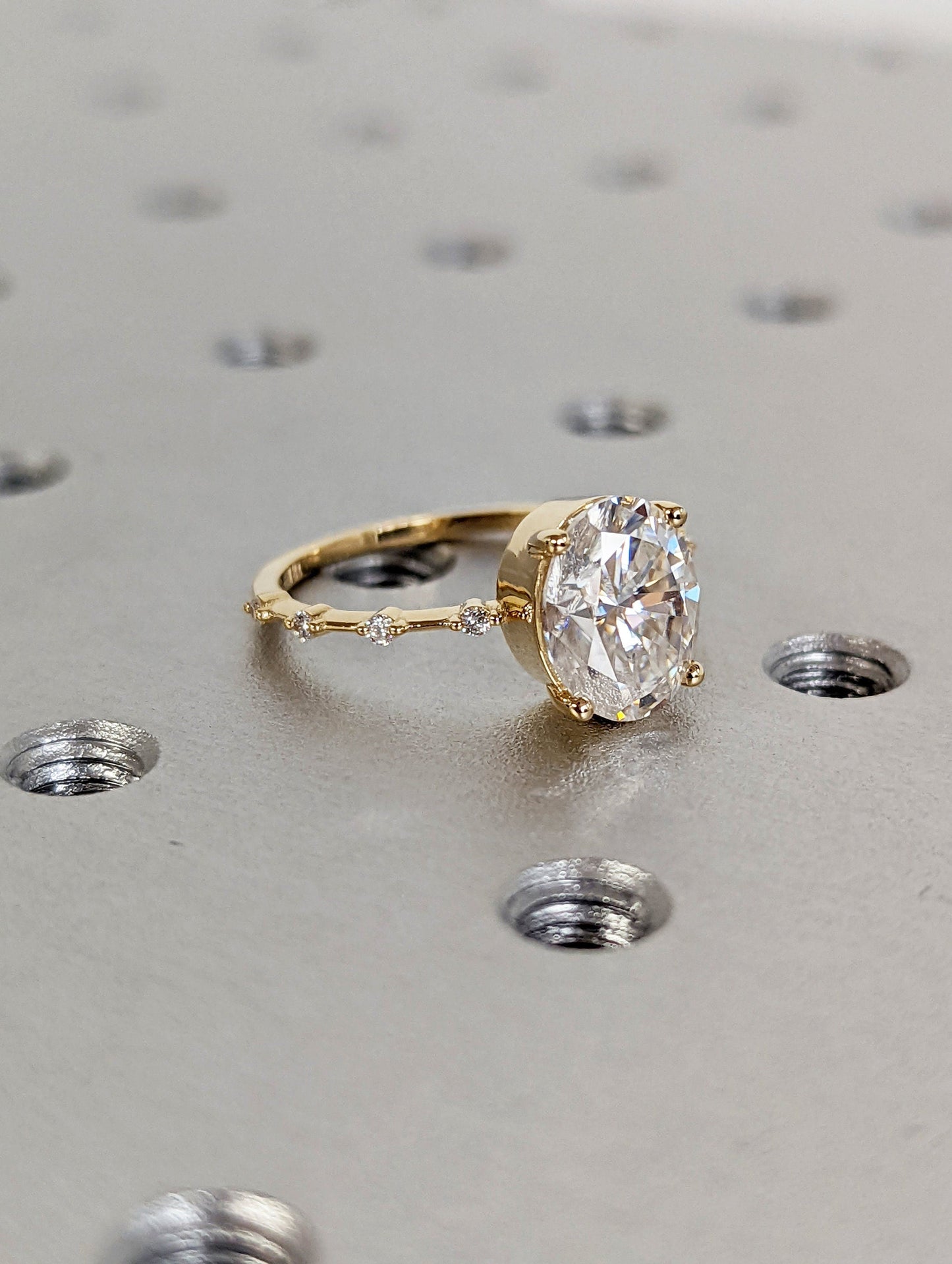 1.2 CT Round Solitaire Moissanite Engagement Ring