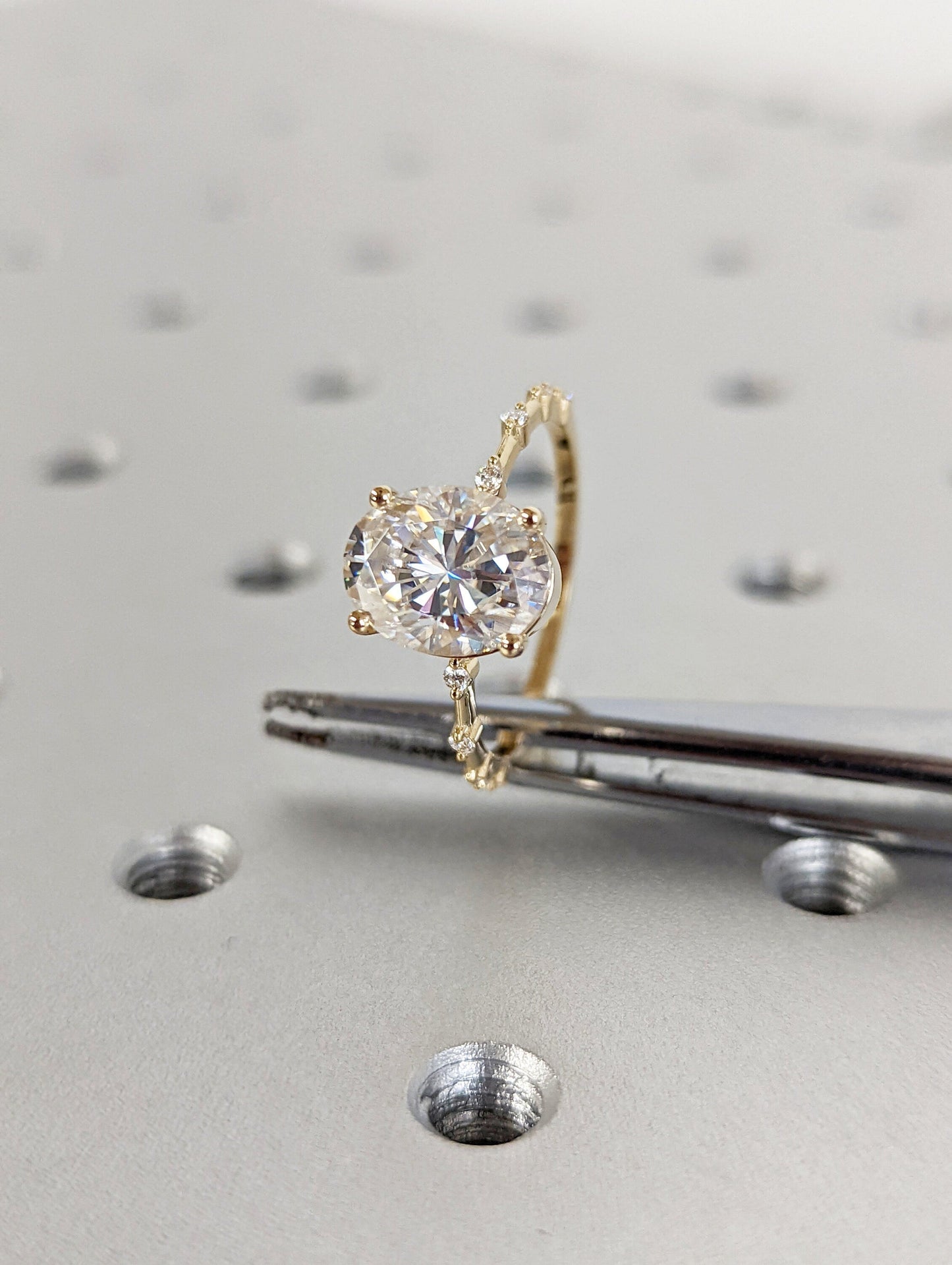 1.2 CT Round Solitaire Moissanite Engagement Ring