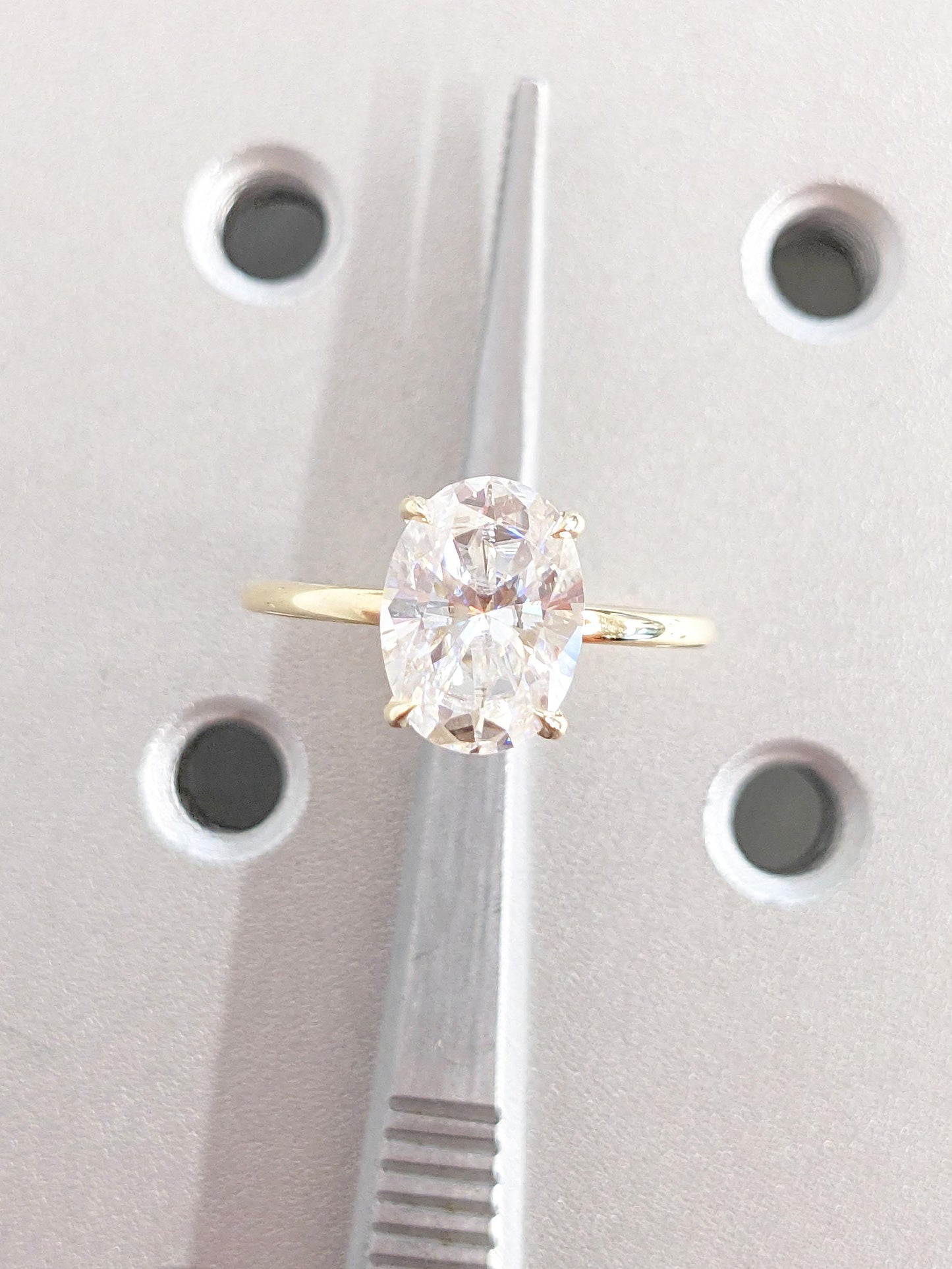 1.2 CT Round Solitaire Moissanite Engagement Ring
