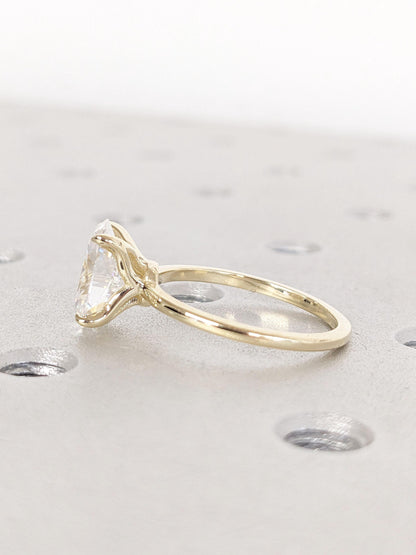 1.2 CT Round Solitaire Moissanite Engagement Ring