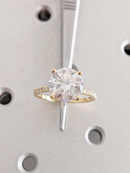 1.2 CT Round Solitaire Moissanite Engagement Ring