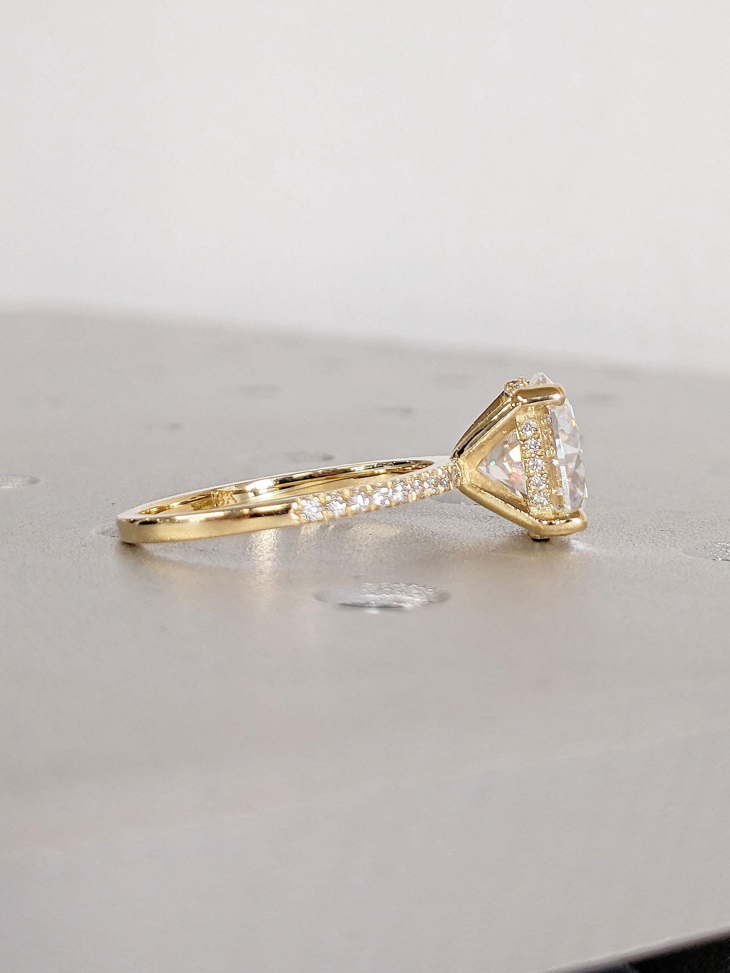 1.2 CT Round Solitaire Moissanite Engagement Ring